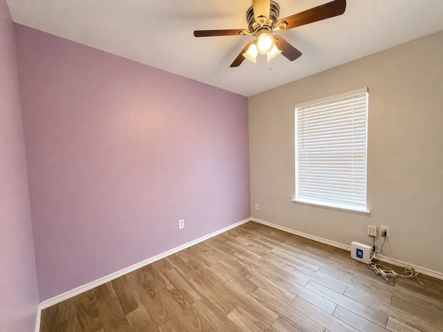 Single Family Residence For Rent in Tarrant County , 3417 Stanley Avenue, Fort Worth, Texas 76110, 3 Bedroom, 2 Bathroom, 1 Garage spaces, 1,248 Sqft, built in 2000, mls#21360378, Real Estate Agent in Fort Worth, Homes For Rent in Tarrant county, Homes For Rent in Fort Worth, Realtor in Fort Worth Texas, Real Estate Brokerage Independent Realty Texas, Luminita Cordes Realtor