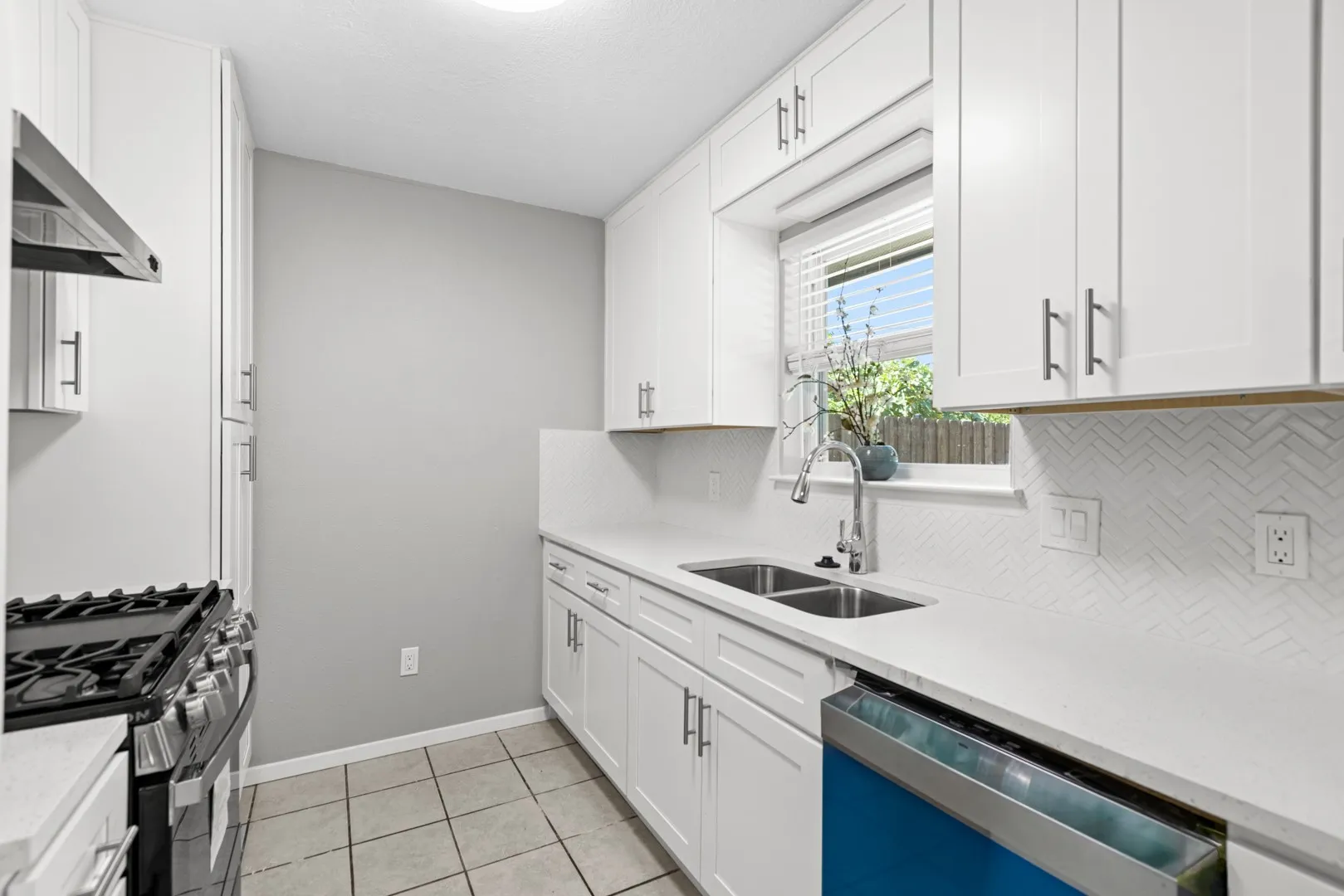 Single Family Residence For Sale in Dallas County , 1231 Rancho Drive, Mesquite, Texas 75149, 3 Bedroom, 2 Bathroom, 2 Garage spaces, 1,144 Sqft, built in 1971, mls#21360380, Real Estate Agent in Mesquite, Homes For Sale in Dallas county, Homes For Sale in Mesquite, Realtor in Mesquite Texas, Real Estate Brokerage Independent Realty Texas, Luminita Cordes Realtor