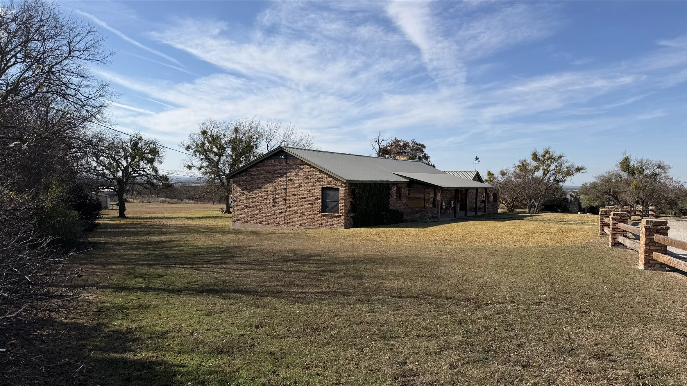Single Family Residence For Sale in Mills County , 5 W HWY 84, Goldthwaite, Texas 76844, 3 Bedroom, 1 Bathroom, Garage spaces, 1,565 Sqft, built in 1990, mls#21360379, Real Estate Agent in Goldthwaite, Homes For Sale in Mills county, Homes For Sale in Goldthwaite, Realtor in Goldthwaite Texas, Real Estate Brokerage Independent Realty Texas, Luminita Cordes Realtor