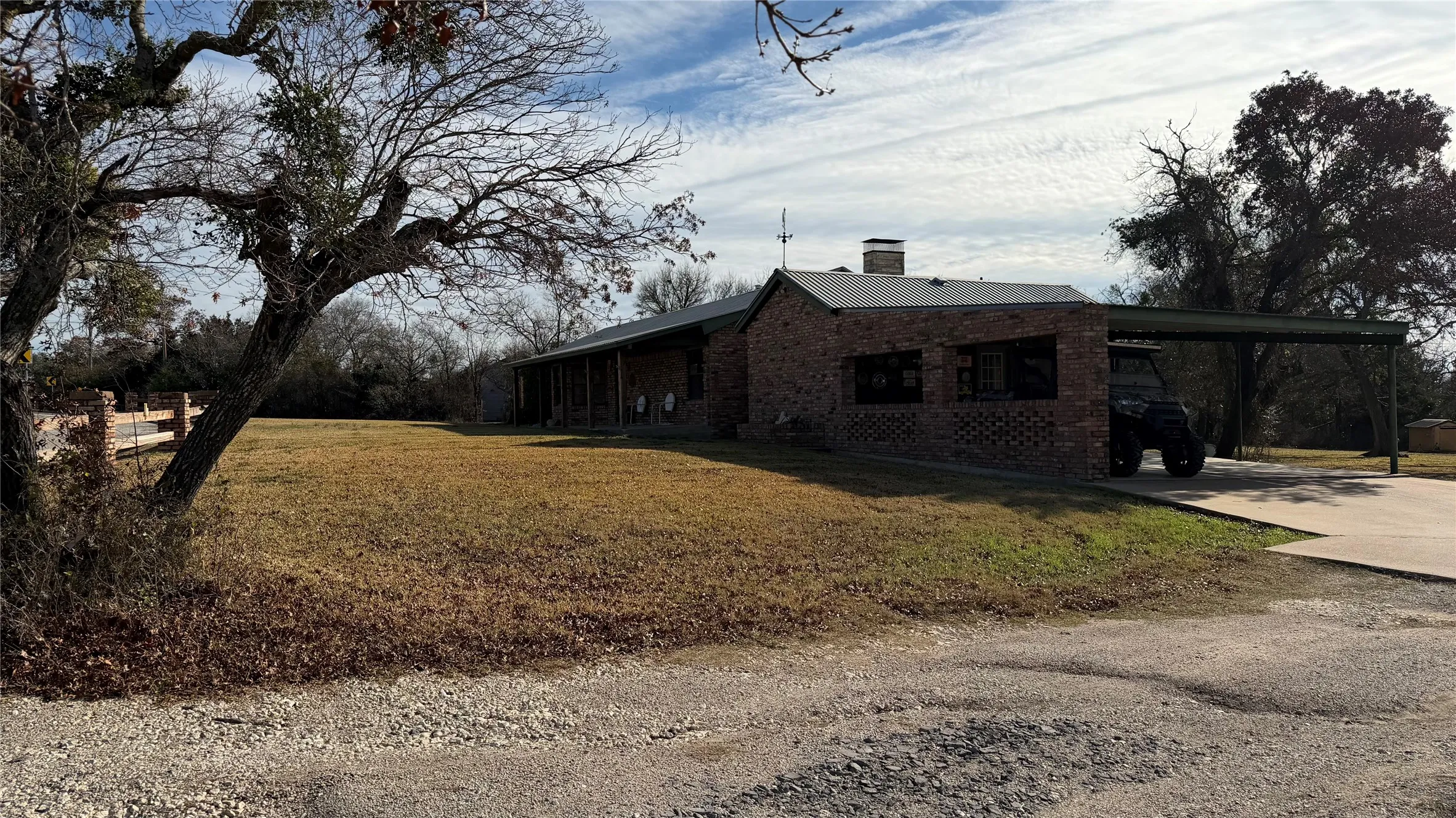 Single Family Residence For Sale in Mills County , 5 W HWY 84, Goldthwaite, Texas 76844, 3 Bedroom, 1 Bathroom, Garage spaces, 1,565 Sqft, built in 1990, mls#21360379, Real Estate Agent in Goldthwaite, Homes For Sale in Mills county, Homes For Sale in Goldthwaite, Realtor in Goldthwaite Texas, Real Estate Brokerage Independent Realty Texas, Luminita Cordes Realtor