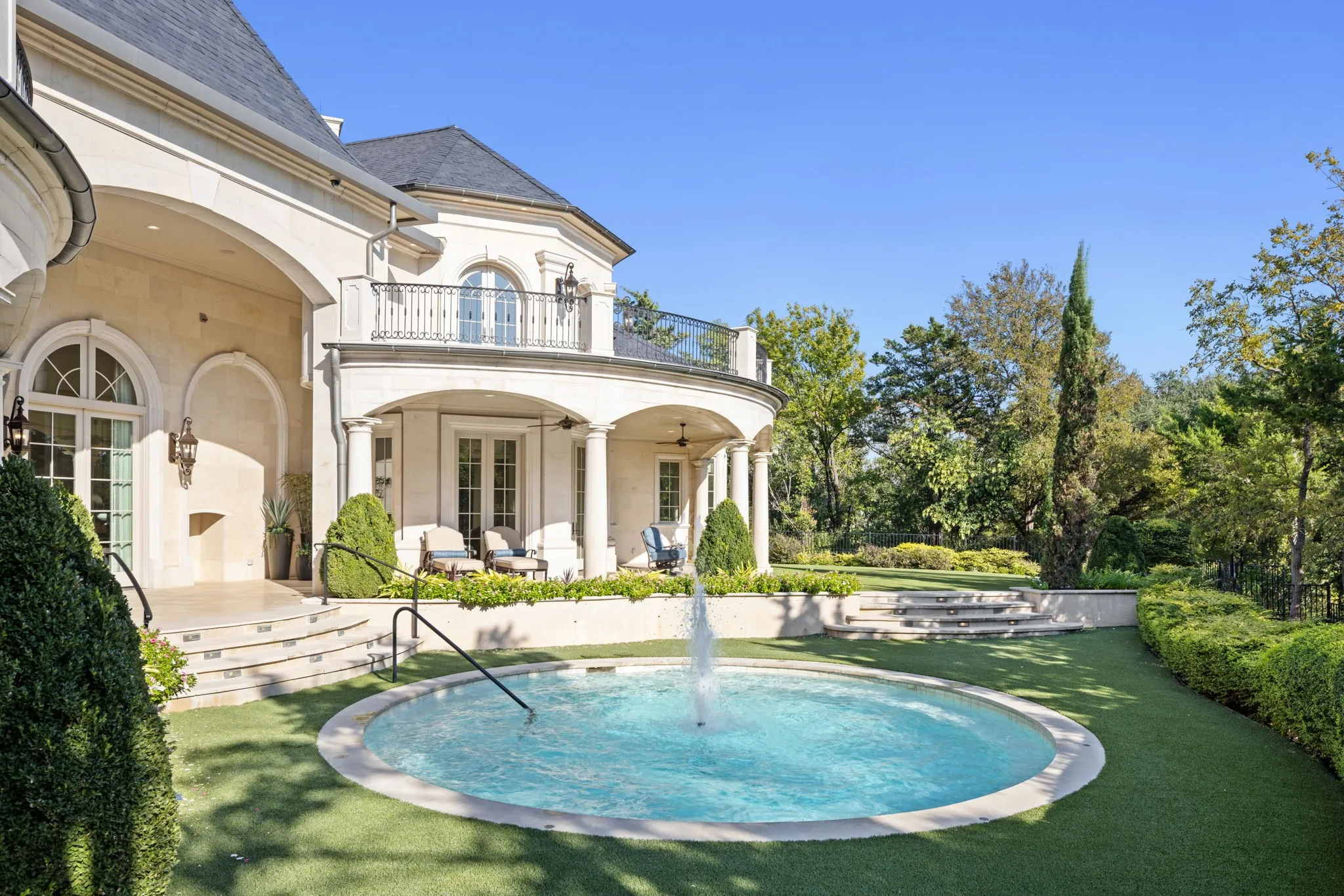Single Family Residence For Sale in Dallas County , 10617 Bridge Hollow Court, Dallas, Texas 75229, 6 Bedroom, 10 Bathroom, 5 Garage spaces, 14,653 Sqft, built in 2018, Price $11,500,000, mls#21359093, Real Estate Agent in Dallas, Homes For Sale in Dallas county, Homes For Sale in Dallas, Realtor in Dallas Texas, Real Estate Brokerage Independent Realty Texas, Luminita Cordes Realtor