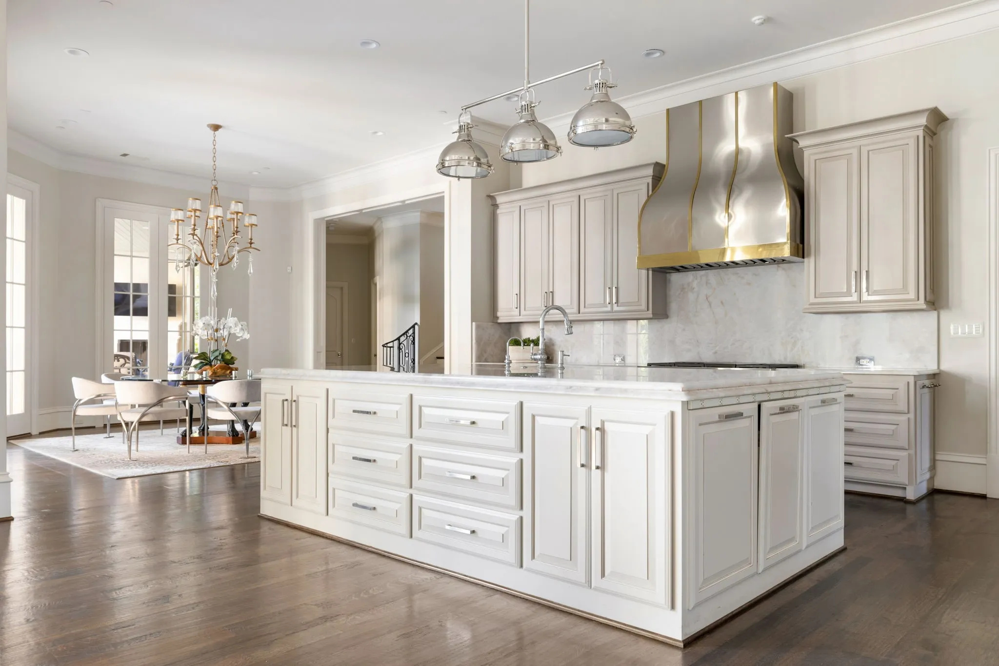 Single Family Residence For Sale in Dallas County , 10617 Bridge Hollow Court, Dallas, Texas 75229, 6 Bedroom, 10 Bathroom, 5 Garage spaces, 14,653 Sqft, built in 2018, Price $11,500,000, mls#21359093, Real Estate Agent in Dallas, Homes For Sale in Dallas county, Homes For Sale in Dallas, Realtor in Dallas Texas, Real Estate Brokerage Independent Realty Texas, Luminita Cordes Realtor