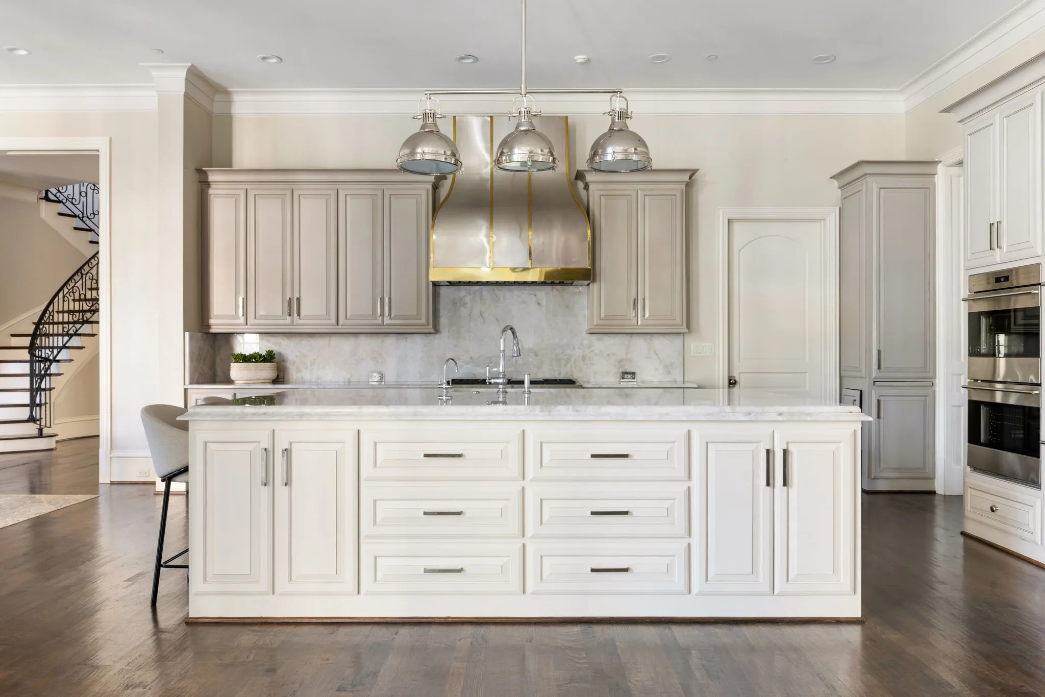 Single Family Residence For Sale in Dallas County , 10617 Bridge Hollow Court, Dallas, Texas 75229, 6 Bedroom, 10 Bathroom, 5 Garage spaces, 14,653 Sqft, built in 2018, Price $11,500,000, mls#21359093, Real Estate Agent in Dallas, Homes For Sale in Dallas county, Homes For Sale in Dallas, Realtor in Dallas Texas, Real Estate Brokerage Independent Realty Texas, Luminita Cordes Realtor