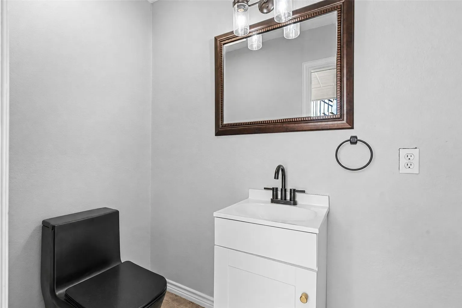 Pool House Bathroom