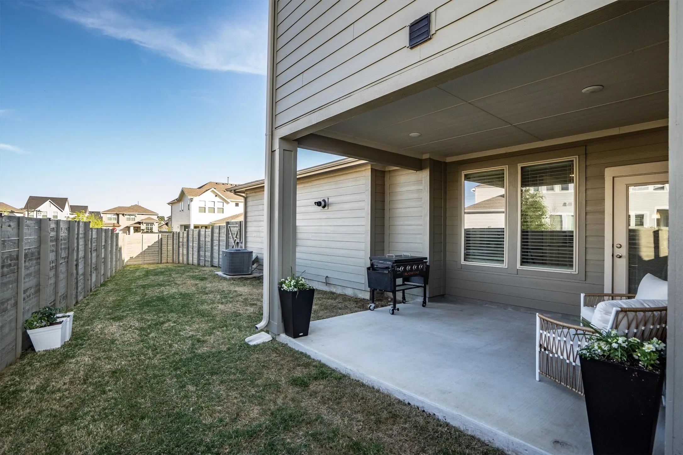 Single Family Residence For Rent in Denton County , 1346 Roundup Way, Argyle, Texas 76226, 3 Bedroom, 3 Bathroom, 2 Garage spaces, 1,661 Sqft, built in 2023, mls#21359287, Real Estate Agent in Argyle, Homes For Rent in Denton county, Homes For Rent in Argyle, Realtor in Argyle Texas, Real Estate Brokerage Independent Realty Texas, Luminita Cordes Realtor