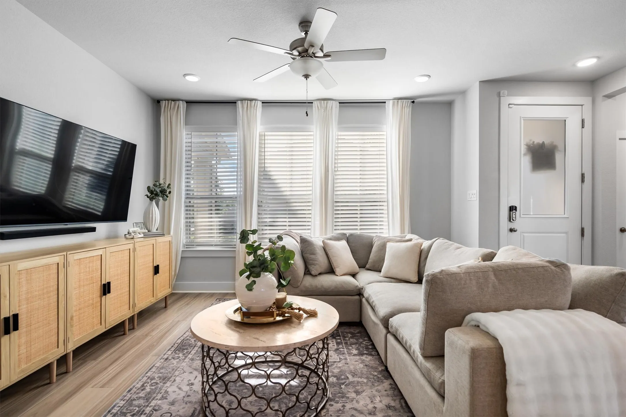 Single Family Residence For Rent in Denton County , 1346 Roundup Way, Argyle, Texas 76226, 3 Bedroom, 3 Bathroom, 2 Garage spaces, 1,661 Sqft, built in 2023, mls#21359287, Real Estate Agent in Argyle, Homes For Rent in Denton county, Homes For Rent in Argyle, Realtor in Argyle Texas, Real Estate Brokerage Independent Realty Texas, Luminita Cordes Realtor