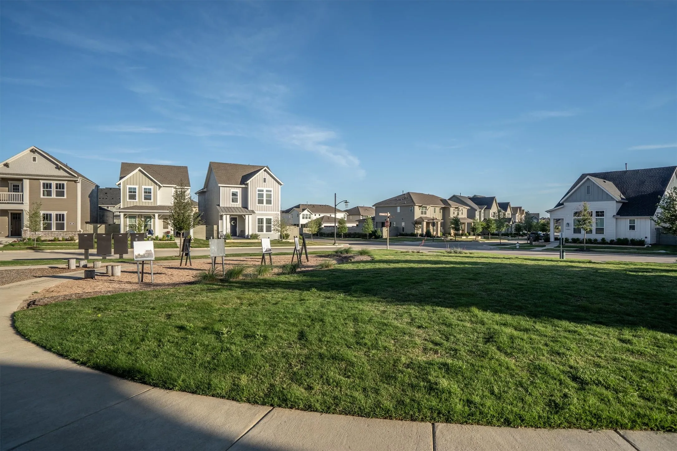 Single Family Residence For Rent in Denton County , 1346 Roundup Way, Argyle, Texas 76226, 3 Bedroom, 3 Bathroom, 2 Garage spaces, 1,661 Sqft, built in 2023, mls#21359287, Real Estate Agent in Argyle, Homes For Rent in Denton county, Homes For Rent in Argyle, Realtor in Argyle Texas, Real Estate Brokerage Independent Realty Texas, Luminita Cordes Realtor