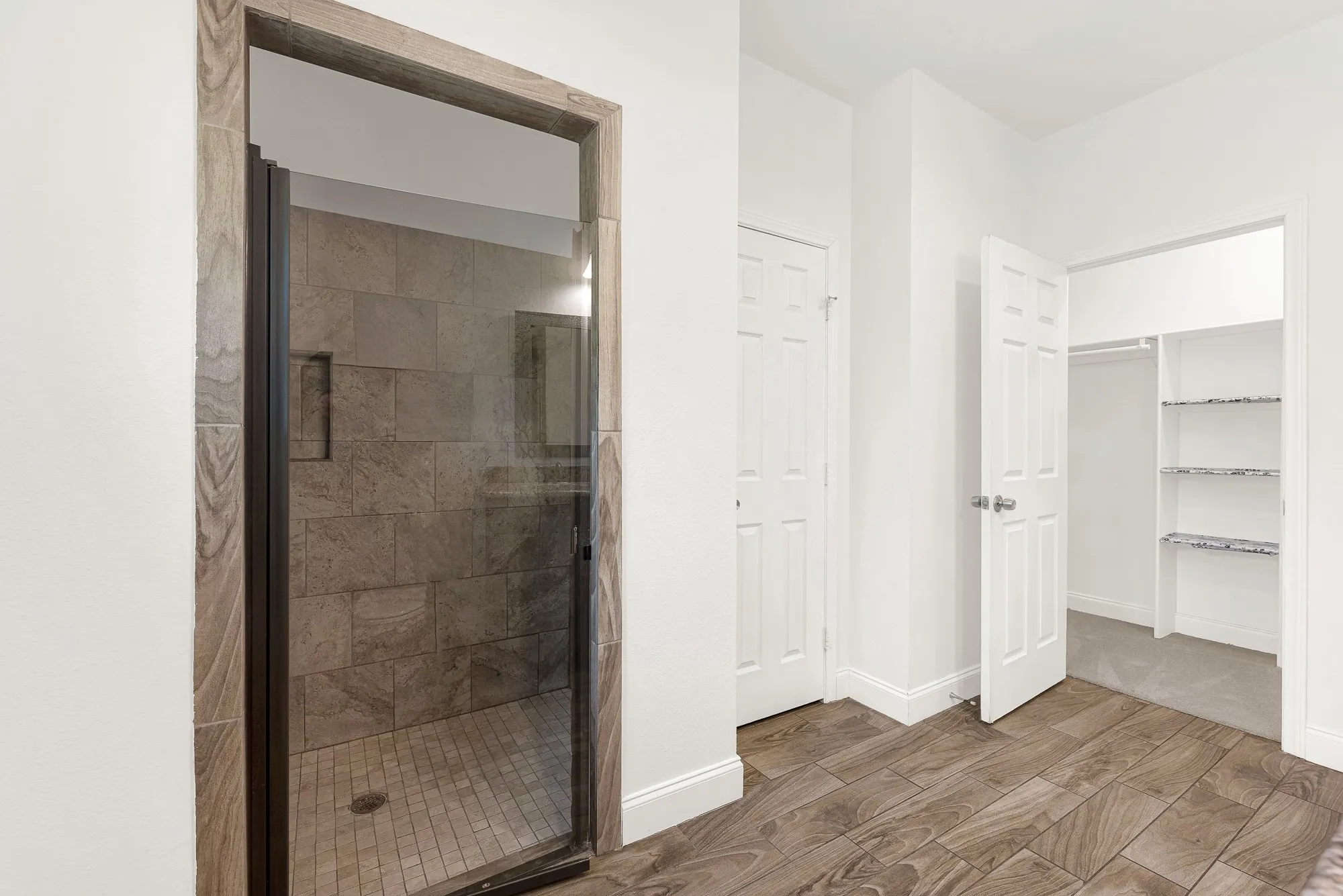 Single Family Residence For Sale in Hunt County , 1421 Jones Street, Greenville, Texas 75401, 3 Bedroom, 2 Bathroom, 2 Garage spaces, 1,618 Sqft, built in 2018, mls#21359388, Real Estate Agent in Greenville, Homes For Sale in Hunt county, Homes For Sale in Greenville, Realtor in Greenville Texas, Real Estate Brokerage Independent Realty Texas, Luminita Cordes Realtor