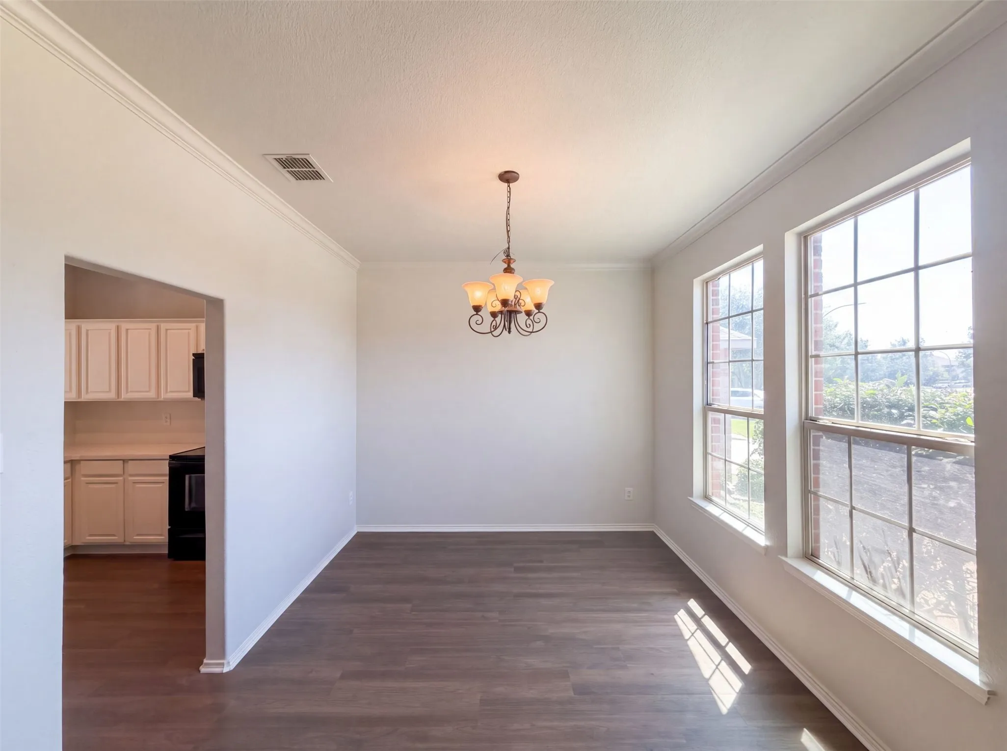 Single Family Residence For Sale in Tarrant County , 5928 Deck House Road, Fort Worth, Texas 76179, 3 Bedroom, 2 Bathroom, 2 Garage spaces, 1,378 Sqft, built in 2008, mls#21360396, Real Estate Agent in Fort Worth, Homes For Sale in Tarrant county, Homes For Sale in Fort Worth, Realtor in Fort Worth Texas, Real Estate Brokerage Independent Realty Texas, Luminita Cordes Realtor