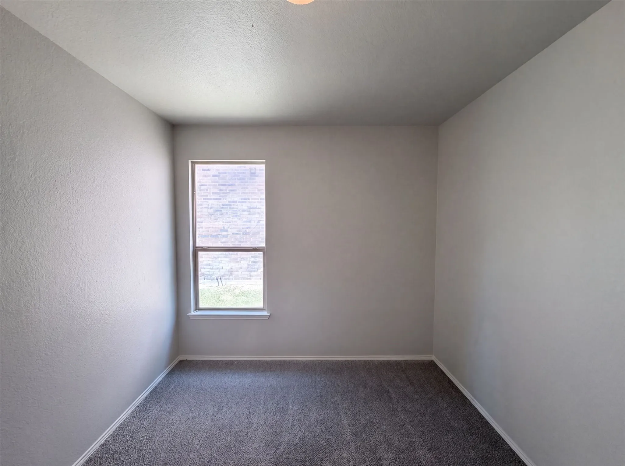 Single Family Residence For Sale in Tarrant County , 5928 Deck House Road, Fort Worth, Texas 76179, 3 Bedroom, 2 Bathroom, 2 Garage spaces, 1,378 Sqft, built in 2008, mls#21360396, Real Estate Agent in Fort Worth, Homes For Sale in Tarrant county, Homes For Sale in Fort Worth, Realtor in Fort Worth Texas, Real Estate Brokerage Independent Realty Texas, Luminita Cordes Realtor