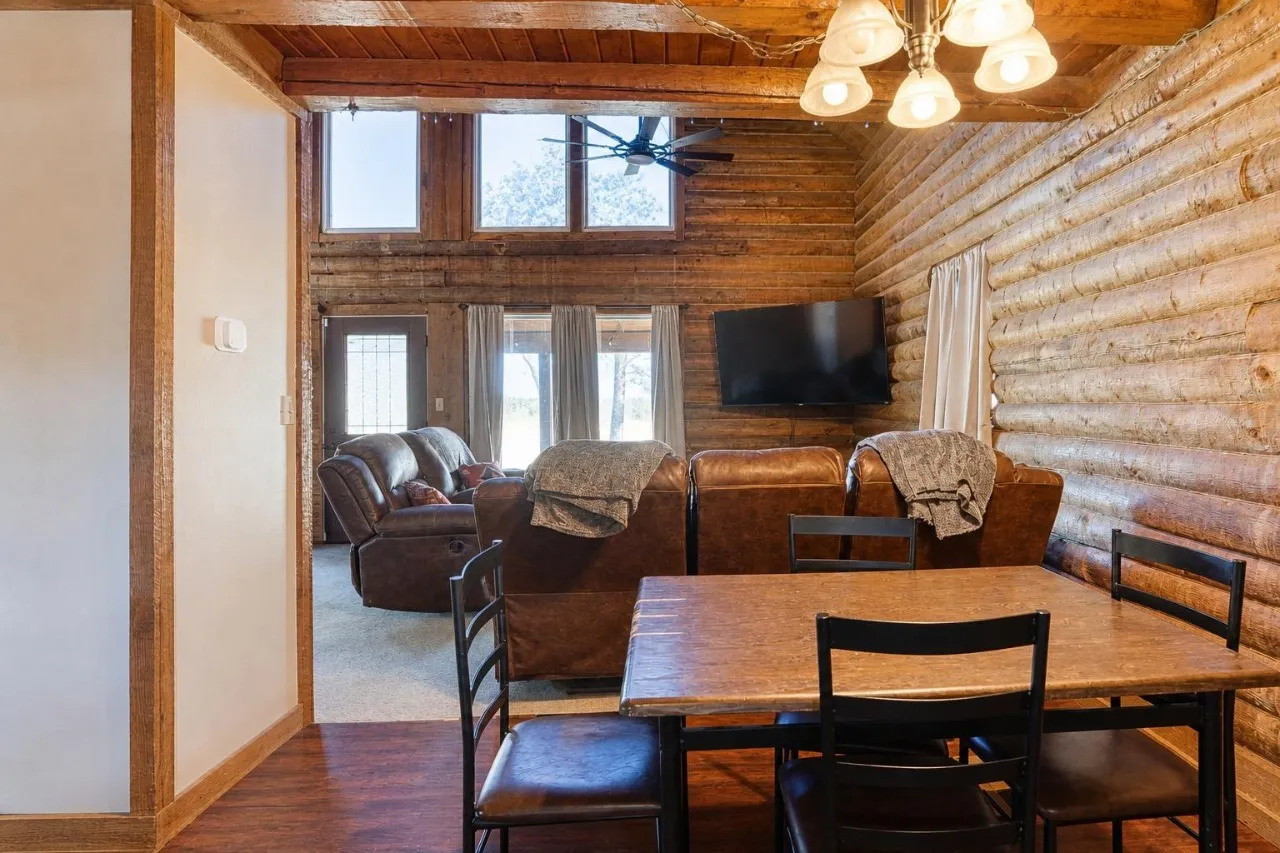 Single Family Residence For Sale in Cherokee County , 436 County Road 3802, Bullard, Texas 75757, 3 Bedroom, 2 Bathroom, Garage spaces, 1,968 Sqft, built in 2000, mls#21360361, Real Estate Agent in Bullard, Homes For Sale in Cherokee county, Homes For Sale in Bullard, Realtor in Bullard Texas, Real Estate Brokerage Independent Realty Texas, Luminita Cordes Realtor