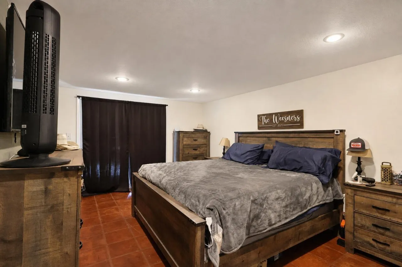 Single Family Residence For Sale in Cherokee County , 436 County Road 3802, Bullard, Texas 75757, 3 Bedroom, 2 Bathroom, Garage spaces, 1,968 Sqft, built in 2000, mls#21360361, Real Estate Agent in Bullard, Homes For Sale in Cherokee county, Homes For Sale in Bullard, Realtor in Bullard Texas, Real Estate Brokerage Independent Realty Texas, Luminita Cordes Realtor