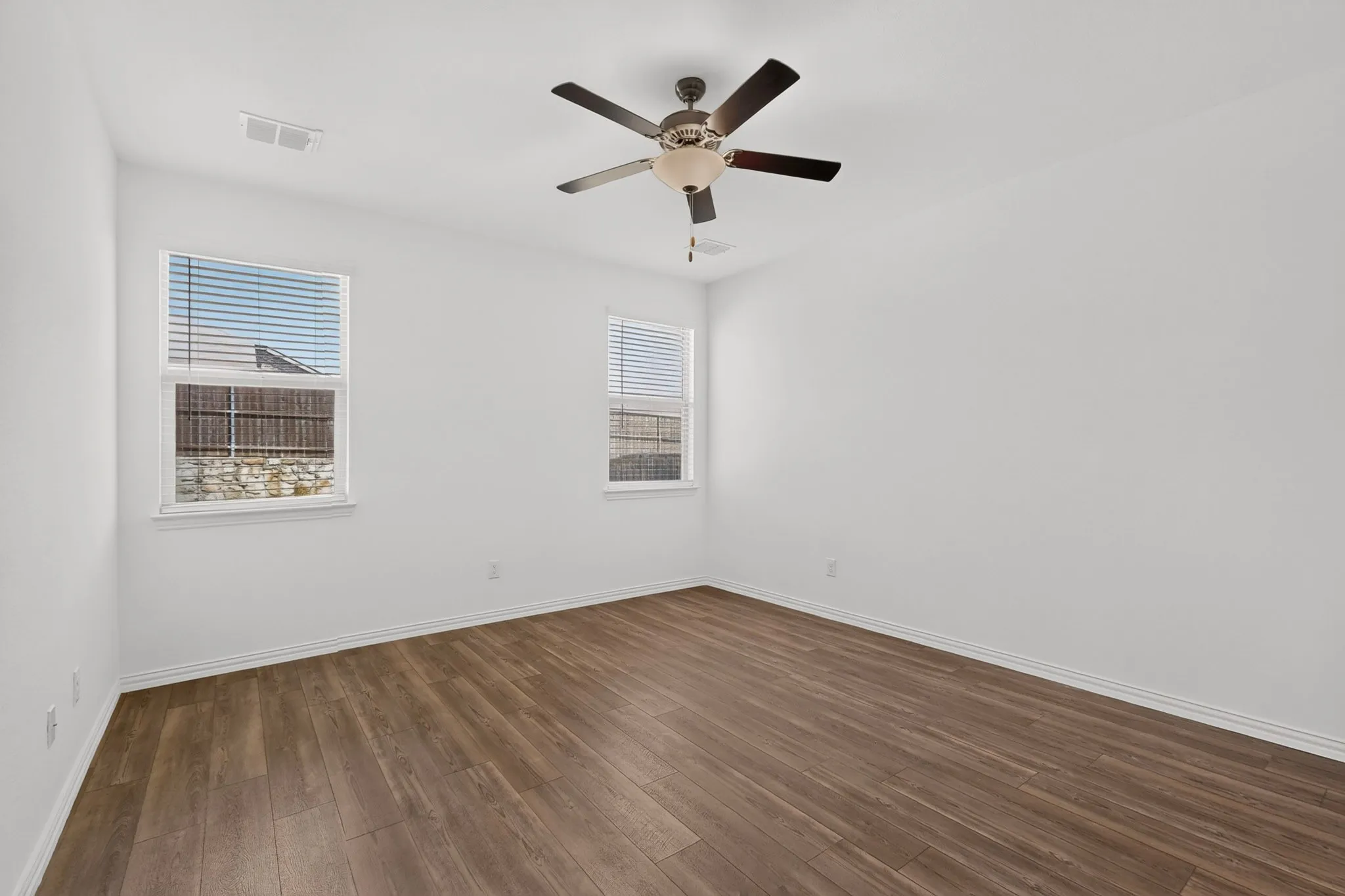 Single Family Residence For Rent in Denton County , 11609 Silver Queen Drive, Aubrey, Texas 76227, 4 Bedroom, 2 Bathroom, 2 Garage spaces, 1,838 Sqft, built in 2022, Price $2,250, mls#21360217, Real Estate Agent in Aubrey, Homes For Rent in Denton county, Homes For Rent in Aubrey, Realtor in Aubrey Texas, Real Estate Brokerage Independent Realty Texas, Luminita Cordes Realtor