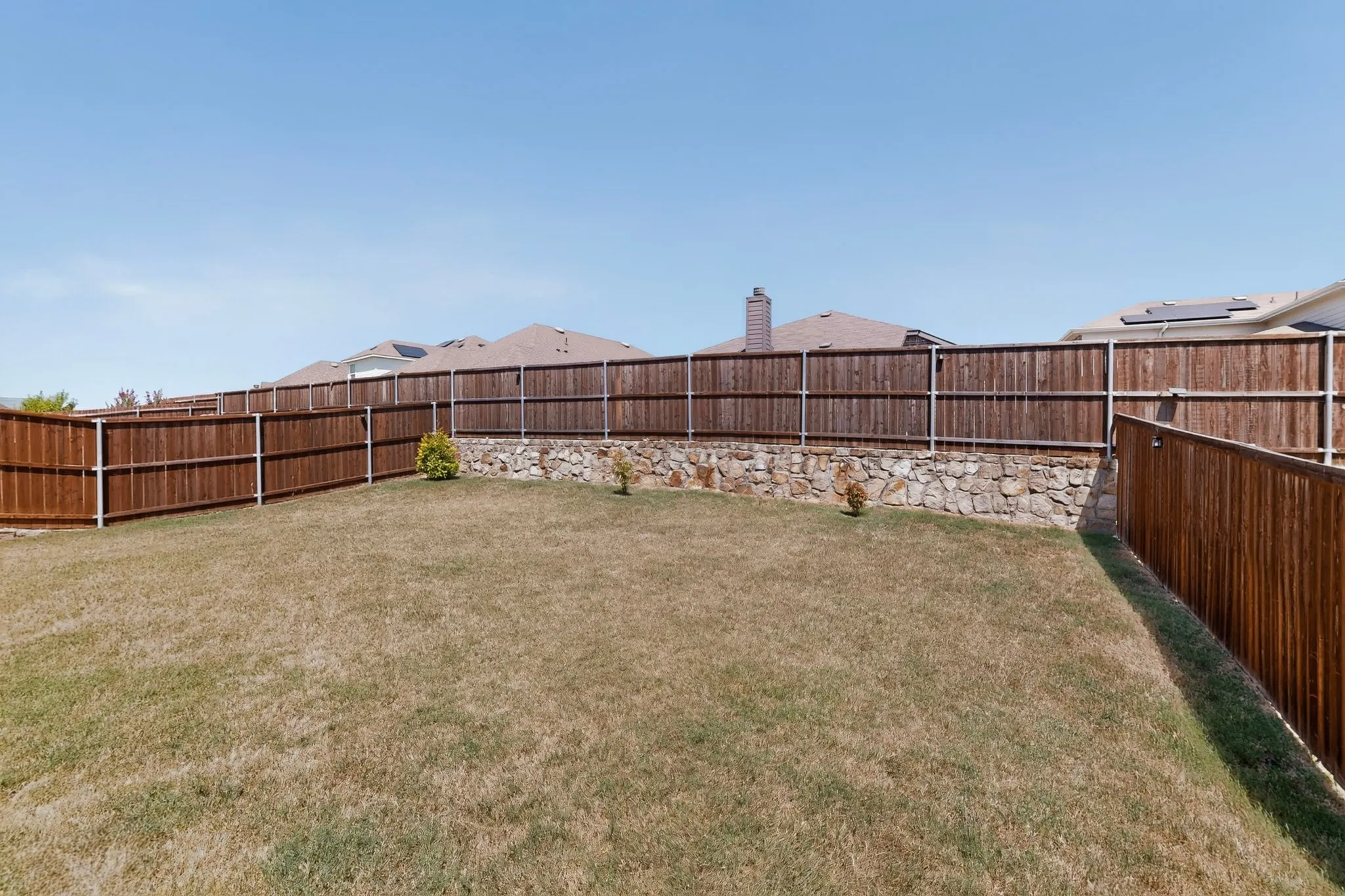 Single Family Residence For Rent in Denton County , 11609 Silver Queen Drive, Aubrey, Texas 76227, 4 Bedroom, 2 Bathroom, 2 Garage spaces, 1,838 Sqft, built in 2022, Price $2,250, mls#21360217, Real Estate Agent in Aubrey, Homes For Rent in Denton county, Homes For Rent in Aubrey, Realtor in Aubrey Texas, Real Estate Brokerage Independent Realty Texas, Luminita Cordes Realtor