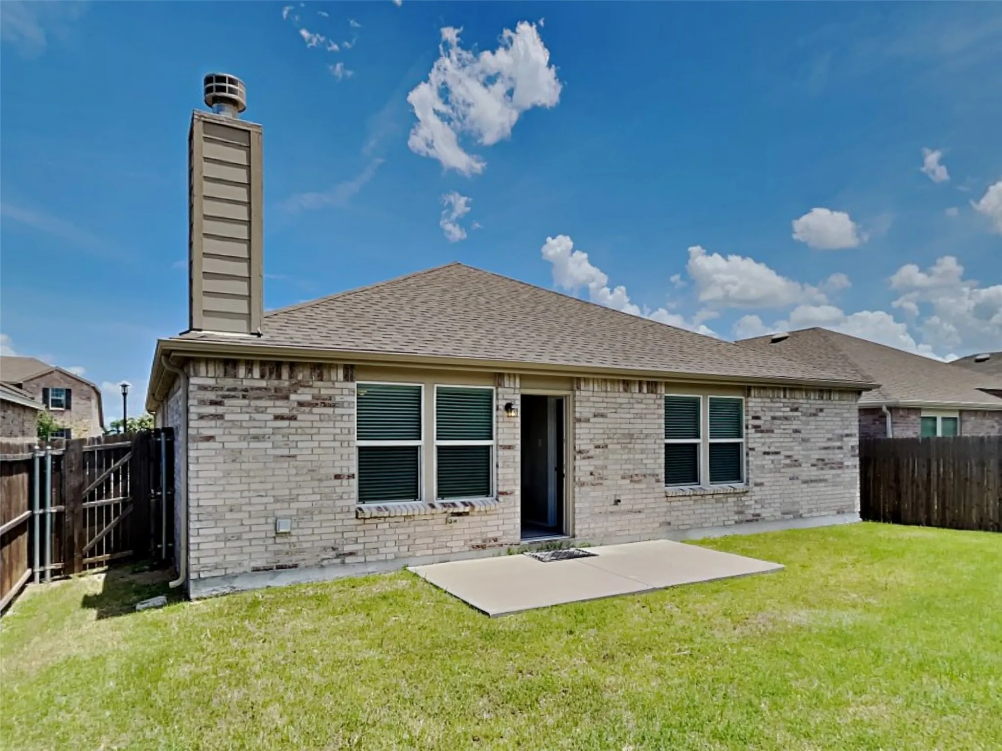Single Family Residence For Sale in Tarrant County , 1108 Hickory Bend Lane, Fort Worth, Texas 76108, 3 Bedroom, 2 Bathroom, 2 Garage spaces, 2,348 Sqft, built in 2007, mls#21360369, Real Estate Agent in Fort Worth, Homes For Sale in Tarrant county, Homes For Sale in Fort Worth, Realtor in Fort Worth Texas, Real Estate Brokerage Independent Realty Texas, Luminita Cordes Realtor
