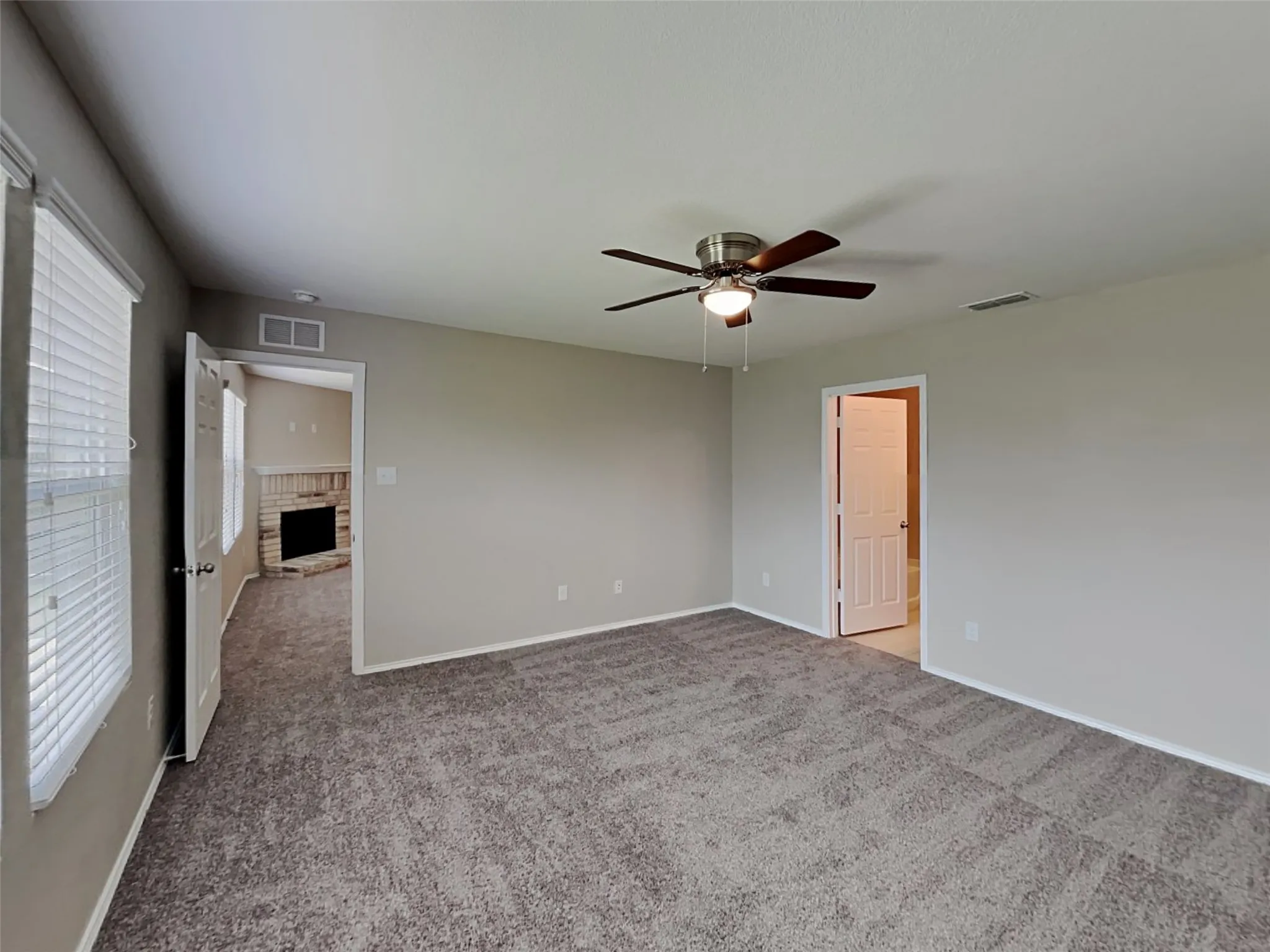 Single Family Residence For Sale in Tarrant County , 1108 Hickory Bend Lane, Fort Worth, Texas 76108, 3 Bedroom, 2 Bathroom, 2 Garage spaces, 2,348 Sqft, built in 2007, mls#21360369, Real Estate Agent in Fort Worth, Homes For Sale in Tarrant county, Homes For Sale in Fort Worth, Realtor in Fort Worth Texas, Real Estate Brokerage Independent Realty Texas, Luminita Cordes Realtor