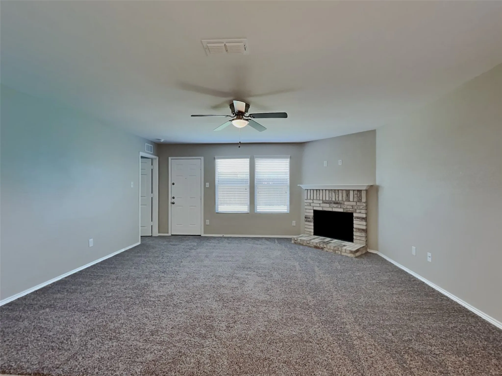 Single Family Residence For Sale in Tarrant County , 1108 Hickory Bend Lane, Fort Worth, Texas 76108, 3 Bedroom, 2 Bathroom, 2 Garage spaces, 2,348 Sqft, built in 2007, mls#21360369, Real Estate Agent in Fort Worth, Homes For Sale in Tarrant county, Homes For Sale in Fort Worth, Realtor in Fort Worth Texas, Real Estate Brokerage Independent Realty Texas, Luminita Cordes Realtor