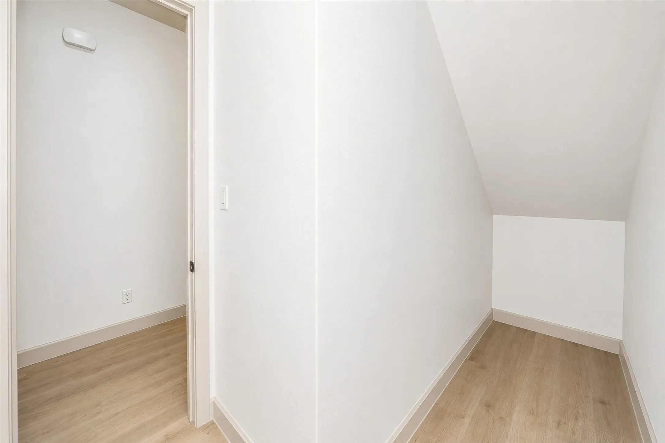 Single Family Residence For Rent in Collin County , 320 Walker Parkway, Celina, Texas 75009, 4 Bedroom, 4 Bathroom, 2 Garage spaces, 2,989 Sqft, built in 2026, mls#21360412, Real Estate Agent in Celina, Homes For Rent in Collin county, Homes For Rent in Celina, Realtor in Celina Texas, Real Estate Brokerage Independent Realty Texas, Luminita Cordes Realtor