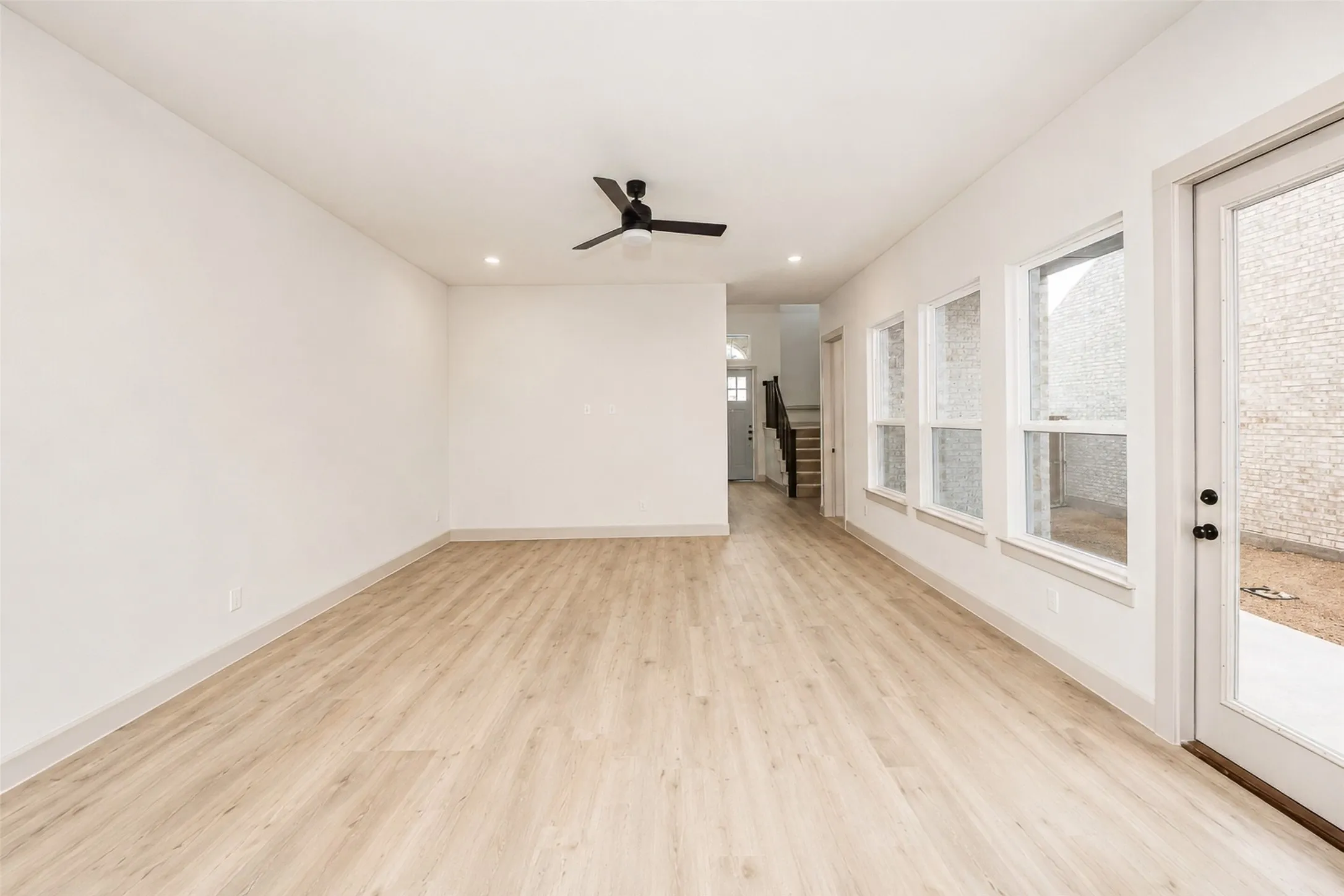Single Family Residence For Rent in Collin County , 320 Walker Parkway, Celina, Texas 75009, 4 Bedroom, 4 Bathroom, 2 Garage spaces, 2,989 Sqft, built in 2026, mls#21360412, Real Estate Agent in Celina, Homes For Rent in Collin county, Homes For Rent in Celina, Realtor in Celina Texas, Real Estate Brokerage Independent Realty Texas, Luminita Cordes Realtor