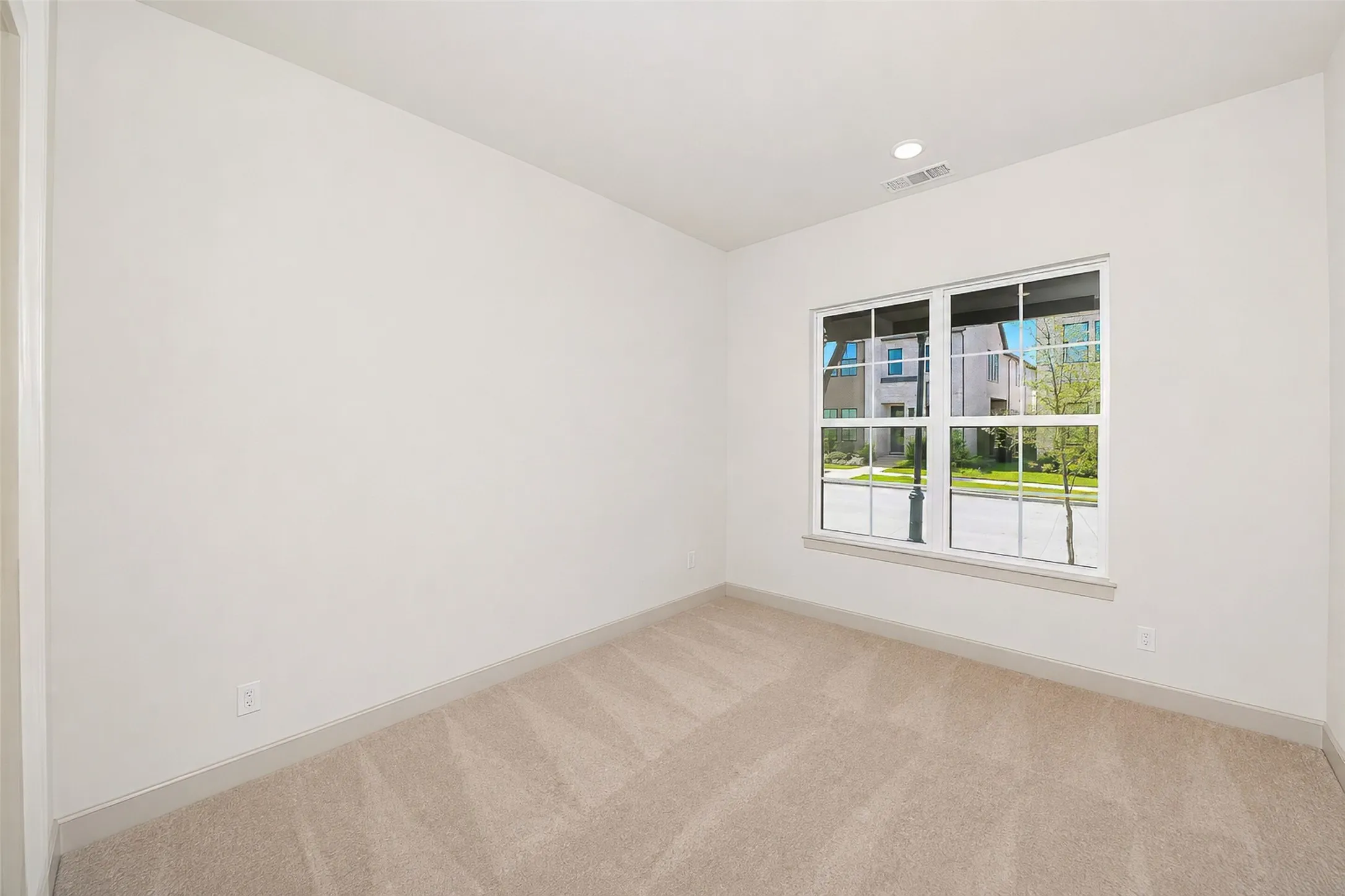 Single Family Residence For Rent in Collin County , 320 Walker Parkway, Celina, Texas 75009, 4 Bedroom, 4 Bathroom, 2 Garage spaces, 2,989 Sqft, built in 2026, mls#21360412, Real Estate Agent in Celina, Homes For Rent in Collin county, Homes For Rent in Celina, Realtor in Celina Texas, Real Estate Brokerage Independent Realty Texas, Luminita Cordes Realtor