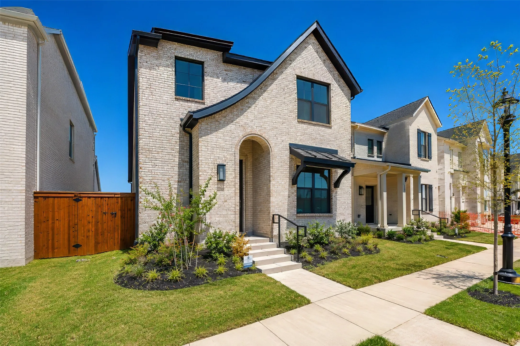 Single Family Residence For Rent in Collin County , 320 Walker Parkway, Celina, Texas 75009, 4 Bedroom, 4 Bathroom, 2 Garage spaces, 2,989 Sqft, built in 2026, mls#21360412, Real Estate Agent in Celina, Homes For Rent in Collin county, Homes For Rent in Celina, Realtor in Celina Texas, Real Estate Brokerage Independent Realty Texas, Luminita Cordes Realtor