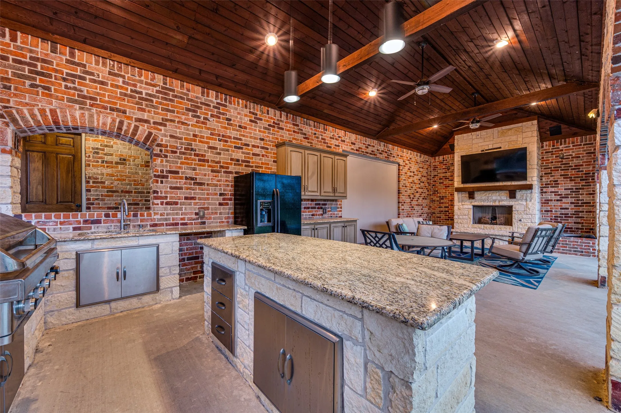 Single Family Residence For Sale in Collin County , 2821 WINDING CREEK Road, Prosper, Texas 75078, 5 Bedroom, 5 Bathroom, 3 Garage spaces, 4,418 Sqft, built in 1999, mls#21338174, Real Estate Agent in Prosper, Homes For Sale in Collin county, Homes For Sale in Prosper, Realtor in Prosper Texas, Real Estate Brokerage Independent Realty Texas, Luminita Cordes Realtor
