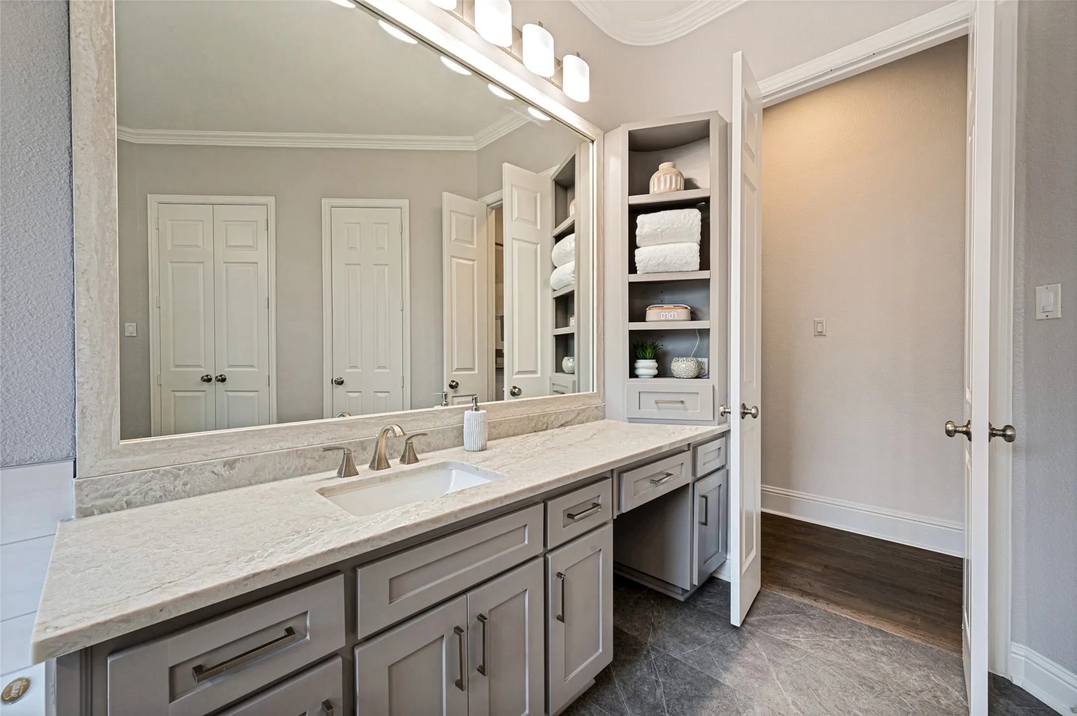 Single Family Residence For Sale in Collin County , 2821 WINDING CREEK Road, Prosper, Texas 75078, 5 Bedroom, 5 Bathroom, 3 Garage spaces, 4,418 Sqft, built in 1999, mls#21338174, Real Estate Agent in Prosper, Homes For Sale in Collin county, Homes For Sale in Prosper, Realtor in Prosper Texas, Real Estate Brokerage Independent Realty Texas, Luminita Cordes Realtor