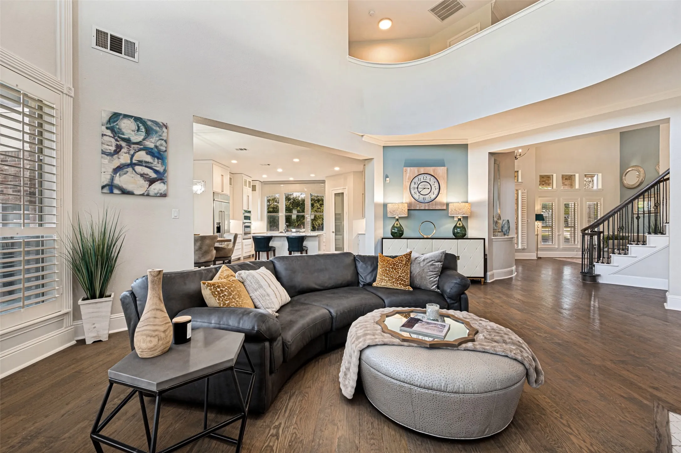 Single Family Residence For Sale in Collin County , 2821 WINDING CREEK Road, Prosper, Texas 75078, 5 Bedroom, 5 Bathroom, 3 Garage spaces, 4,418 Sqft, built in 1999, mls#21338174, Real Estate Agent in Prosper, Homes For Sale in Collin county, Homes For Sale in Prosper, Realtor in Prosper Texas, Real Estate Brokerage Independent Realty Texas, Luminita Cordes Realtor