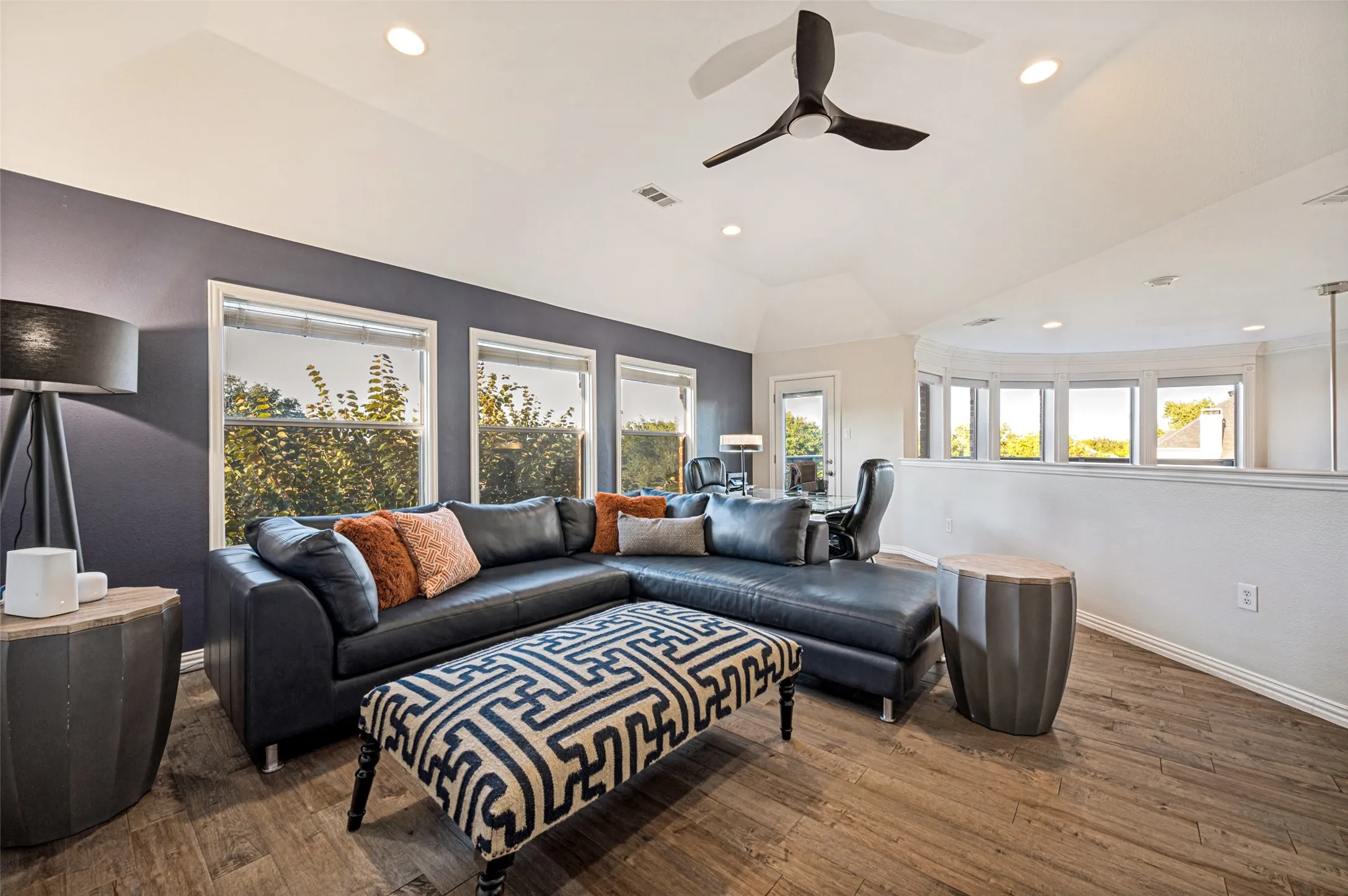 Single Family Residence For Sale in Collin County , 2821 WINDING CREEK Road, Prosper, Texas 75078, 5 Bedroom, 5 Bathroom, 3 Garage spaces, 4,418 Sqft, built in 1999, mls#21338174, Real Estate Agent in Prosper, Homes For Sale in Collin county, Homes For Sale in Prosper, Realtor in Prosper Texas, Real Estate Brokerage Independent Realty Texas, Luminita Cordes Realtor