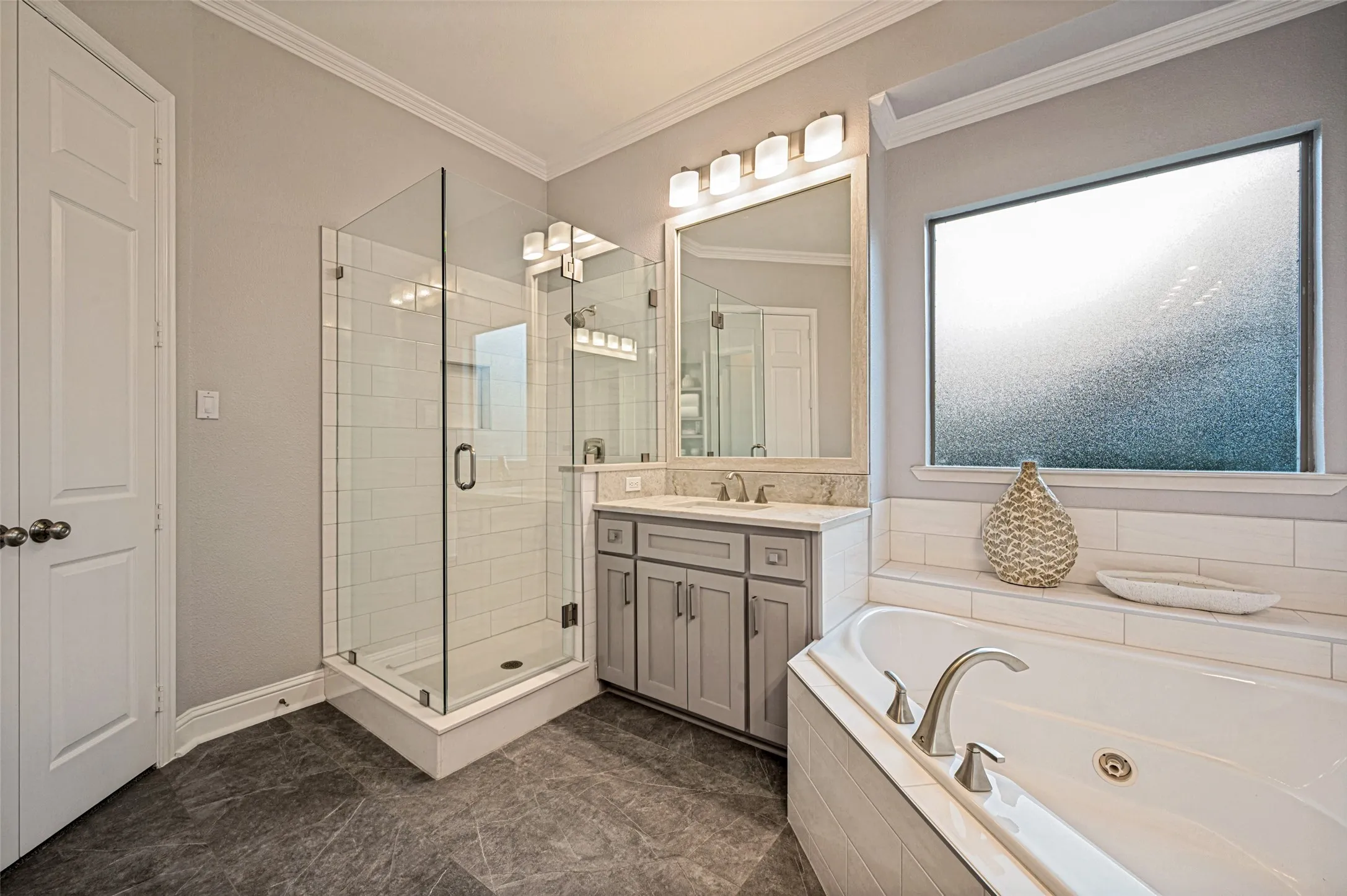 Single Family Residence For Sale in Collin County , 2821 WINDING CREEK Road, Prosper, Texas 75078, 5 Bedroom, 5 Bathroom, 3 Garage spaces, 4,418 Sqft, built in 1999, mls#21338174, Real Estate Agent in Prosper, Homes For Sale in Collin county, Homes For Sale in Prosper, Realtor in Prosper Texas, Real Estate Brokerage Independent Realty Texas, Luminita Cordes Realtor