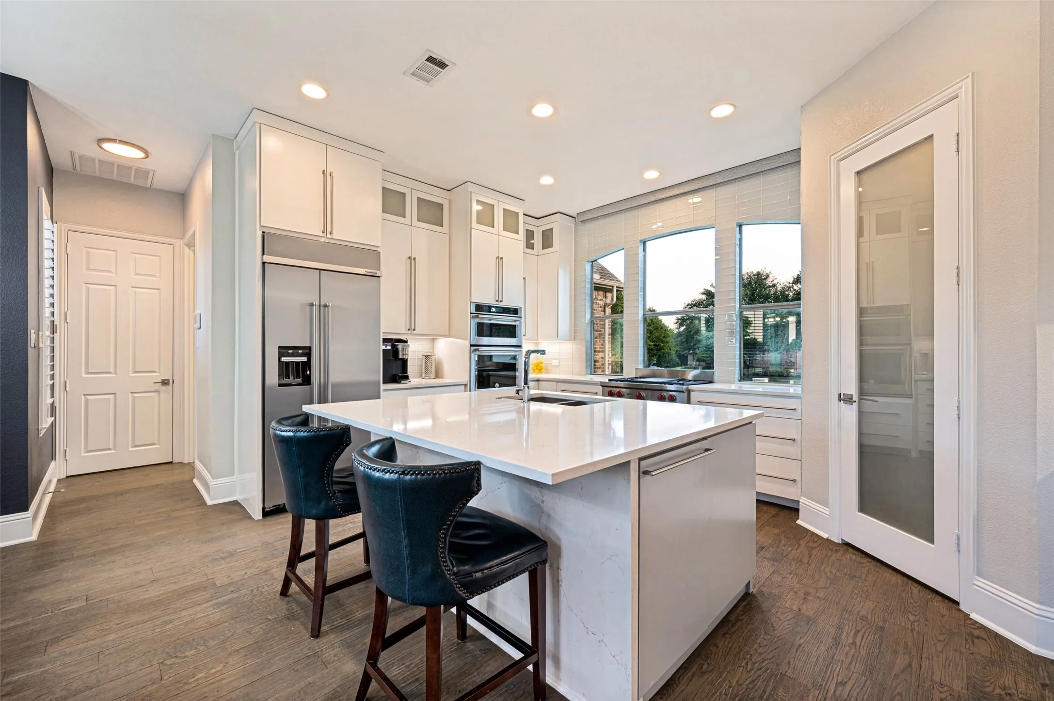 Single Family Residence For Sale in Collin County , 2821 WINDING CREEK Road, Prosper, Texas 75078, 5 Bedroom, 5 Bathroom, 3 Garage spaces, 4,418 Sqft, built in 1999, mls#21338174, Real Estate Agent in Prosper, Homes For Sale in Collin county, Homes For Sale in Prosper, Realtor in Prosper Texas, Real Estate Brokerage Independent Realty Texas, Luminita Cordes Realtor