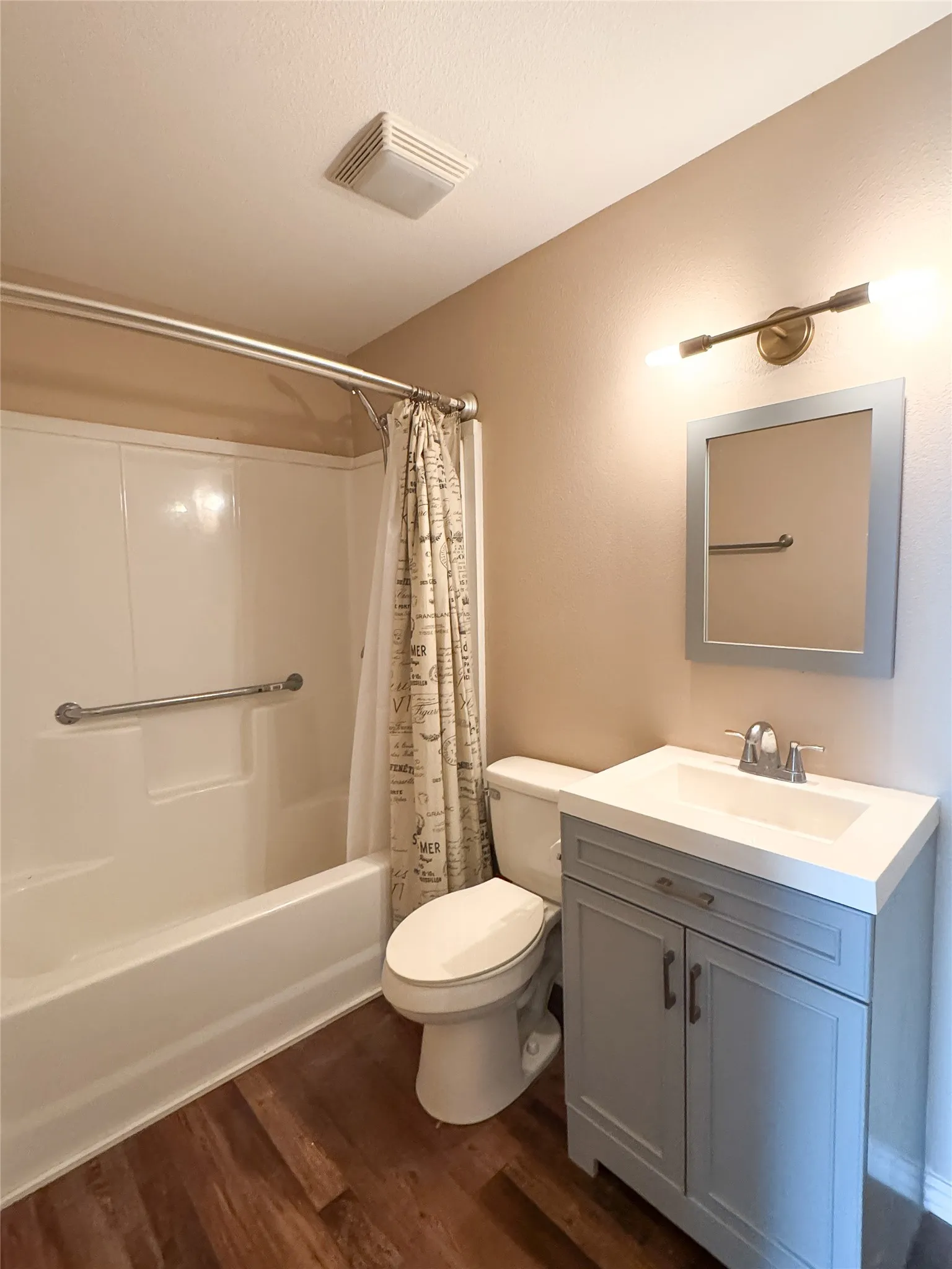 2nd bathroom