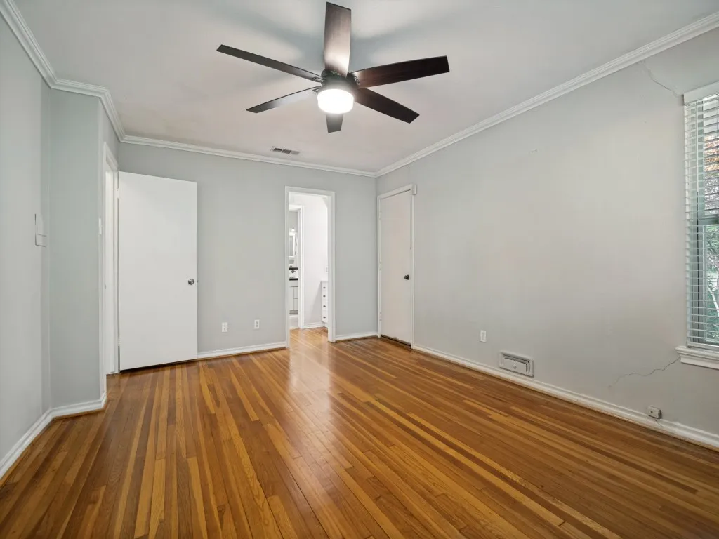 Single Family Residence For Sale in Dallas County , 10216 Plummer Drive, Dallas, Texas 75228, 3 Bedroom, 3 Bathroom, 2 Garage spaces, 2,114 Sqft, built in 1956, mls#21358134, Real Estate Agent in Dallas, Homes For Sale in Dallas county, Homes For Sale in Dallas, Realtor in Dallas Texas, Real Estate Brokerage Independent Realty Texas, Luminita Cordes Realtor