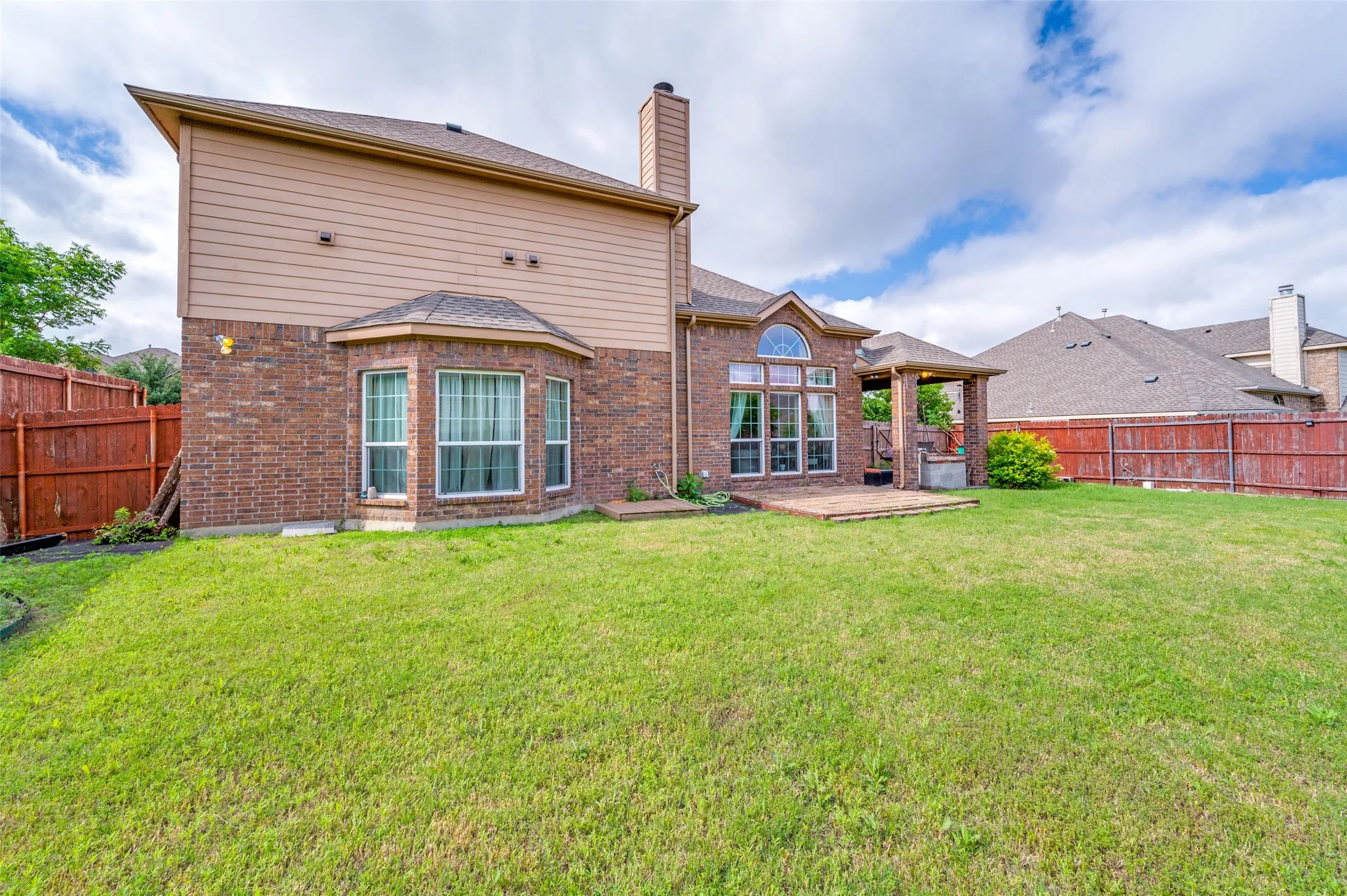 Single Family Residence For Sale in Collin County , 314 Trakehner Trail, Celina, Texas 75009, 5 Bedroom, 4 Bathroom, 2 Garage spaces, 4,418 Sqft, built in 2013, mls#21328186, Real Estate Agent in Celina, Homes For Sale in Collin county, Homes For Sale in Celina, Realtor in Celina Texas, Real Estate Brokerage Independent Realty Texas, Luminita Cordes Realtor