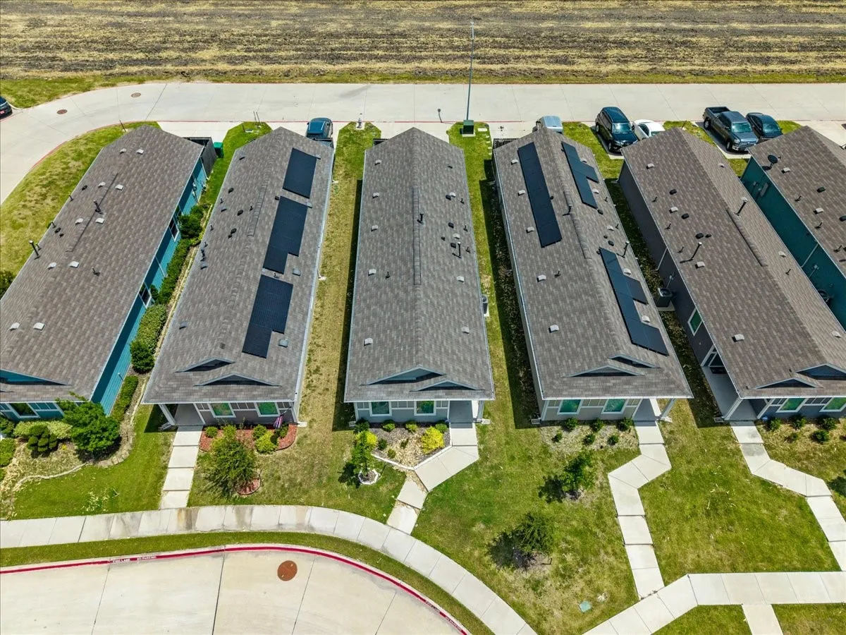 Single Family Residence For Sale in Ellis County , 431 Corsair Way, Ferris, Texas 75125, 4 Bedroom, 2 Bathroom, Garage spaces, 1,366 Sqft, built in 2023, mls#21360440, Real Estate Agent in Ferris, Homes For Sale in Ellis county, Homes For Sale in Ferris, Realtor in Ferris Texas, Real Estate Brokerage Independent Realty Texas, Luminita Cordes Realtor