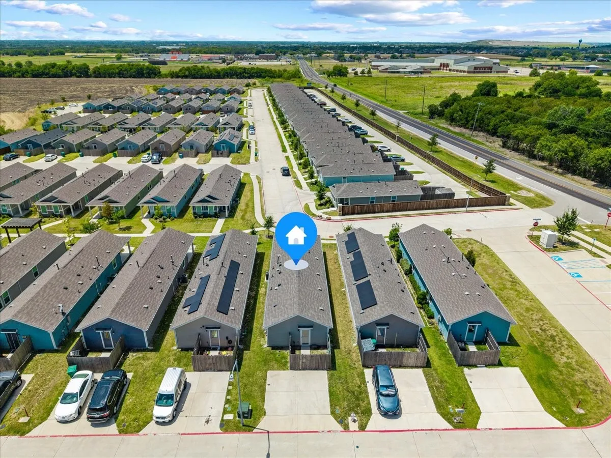 Single Family Residence For Sale in Ellis County , 431 Corsair Way, Ferris, Texas 75125, 4 Bedroom, 2 Bathroom, Garage spaces, 1,366 Sqft, built in 2023, mls#21360440, Real Estate Agent in Ferris, Homes For Sale in Ellis county, Homes For Sale in Ferris, Realtor in Ferris Texas, Real Estate Brokerage Independent Realty Texas, Luminita Cordes Realtor