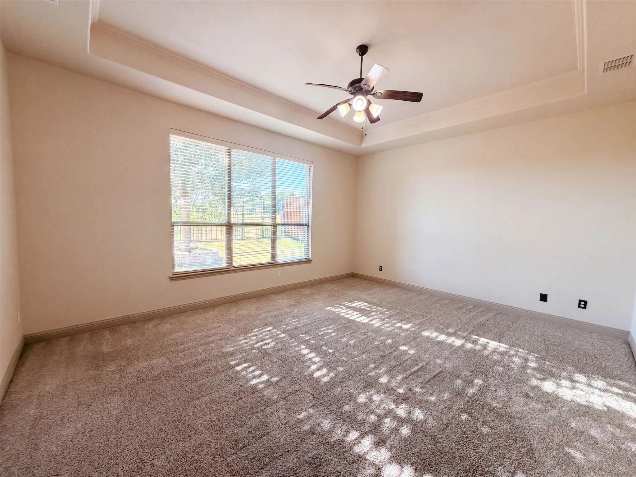 Single Family Residence For Sale in Collin County , 1502 Northwood Drive, Wylie, Texas 75098, 5 Bedroom, 4 Bathroom, 3 Garage spaces, 3,892 Sqft, built in 2014, mls#21360462, Real Estate Agent in Wylie, Homes For Sale in Collin county, Homes For Sale in Wylie, Realtor in Wylie Texas, Real Estate Brokerage Independent Realty Texas, Luminita Cordes Realtor