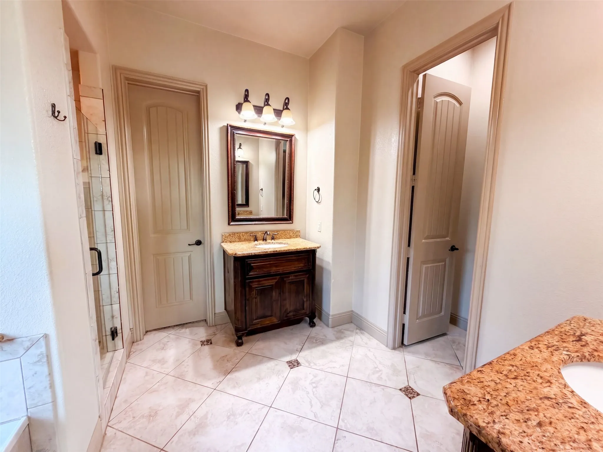 Single Family Residence For Sale in Collin County , 1502 Northwood Drive, Wylie, Texas 75098, 5 Bedroom, 4 Bathroom, 3 Garage spaces, 3,892 Sqft, built in 2014, mls#21360462, Real Estate Agent in Wylie, Homes For Sale in Collin county, Homes For Sale in Wylie, Realtor in Wylie Texas, Real Estate Brokerage Independent Realty Texas, Luminita Cordes Realtor