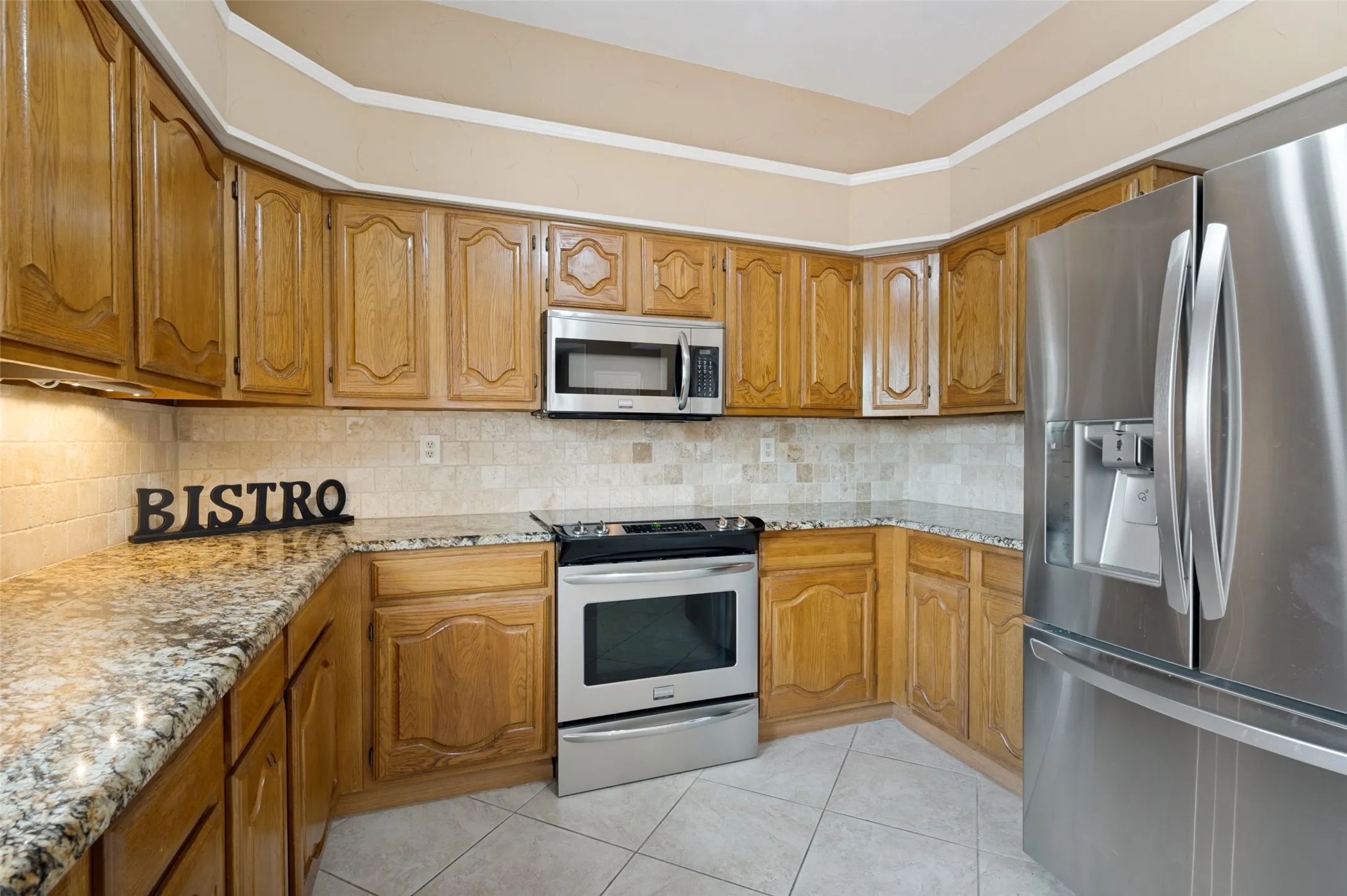 Single Family Residence For Sale in Dallas County , 206 Carolina Court, Coppell, Texas 75019, 3 Bedroom, 2 Bathroom, 2 Garage spaces, 2,041 Sqft, built in 1985, mls#21358150, Real Estate Agent in Coppell, Homes For Sale in Dallas county, Homes For Sale in Coppell, Realtor in Coppell Texas, Real Estate Brokerage Independent Realty Texas, Luminita Cordes Realtor
