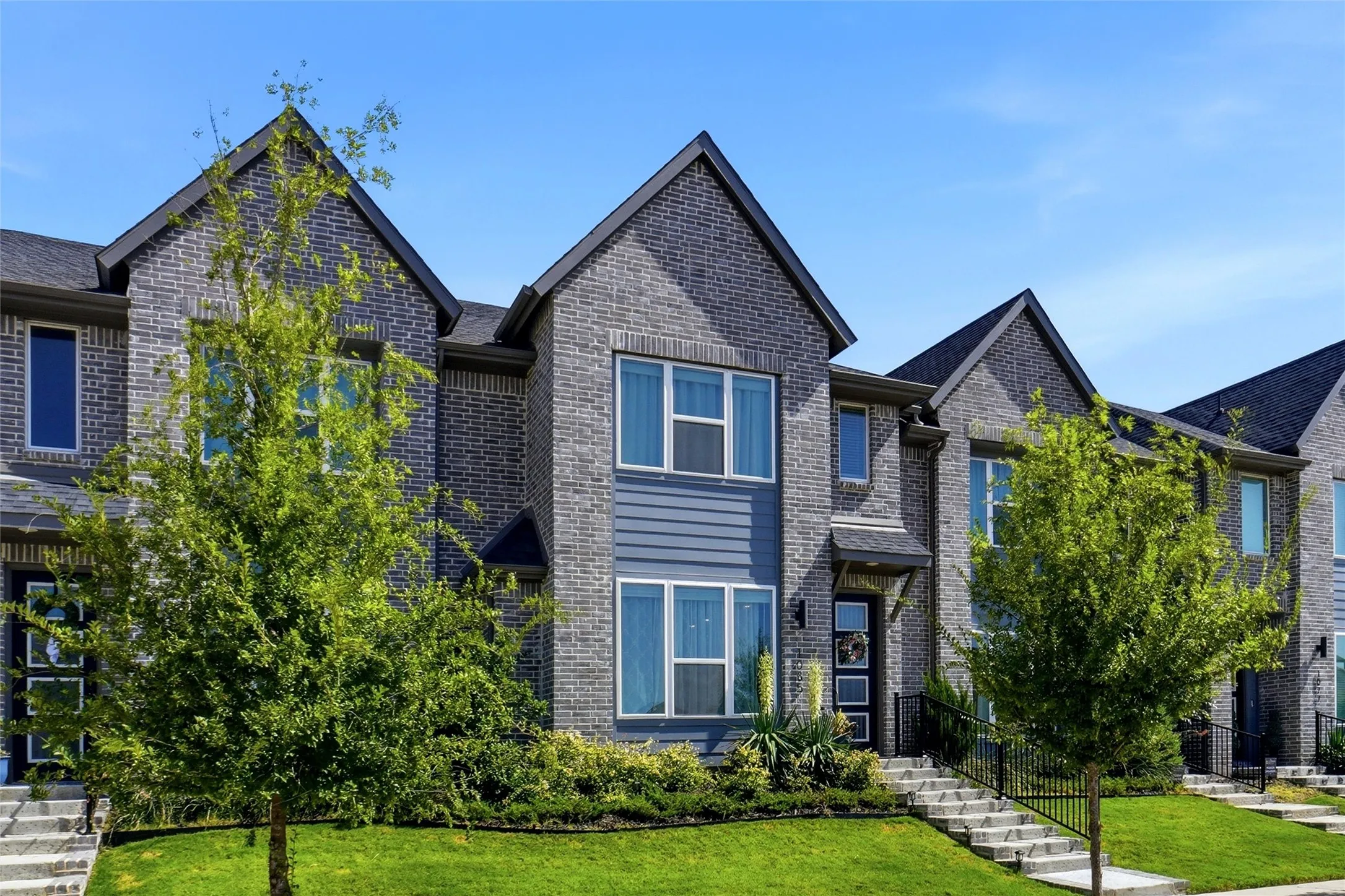 Townhouse For Sale in Tarrant County , 1085 Carnation Drive, Crowley, Texas 76036, 3 Bedroom, 3 Bathroom, 2 Garage spaces, 1,812 Sqft, built in 2024, mls#21359719, Real Estate Agent in Crowley, Homes For Sale in Tarrant county, Homes For Sale in Crowley, Realtor in Crowley Texas, Real Estate Brokerage Independent Realty Texas, Luminita Cordes Realtor