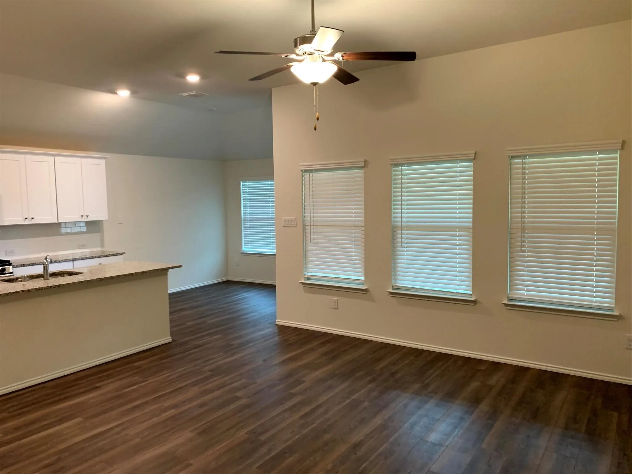 Single Family Residence For Rent in Denton County , 2444 Larimar Drive, Little Elm, Texas 76227, 3 Bedroom, 2 Bathroom, 2 Garage spaces, 1,536 Sqft, built in 2020, Price $2,100, mls#21360472, Real Estate Agent in Little Elm, Homes For Rent in Denton county, Homes For Rent in Little Elm, Realtor in Little Elm Texas, Real Estate Brokerage Independent Realty Texas, Luminita Cordes Realtor