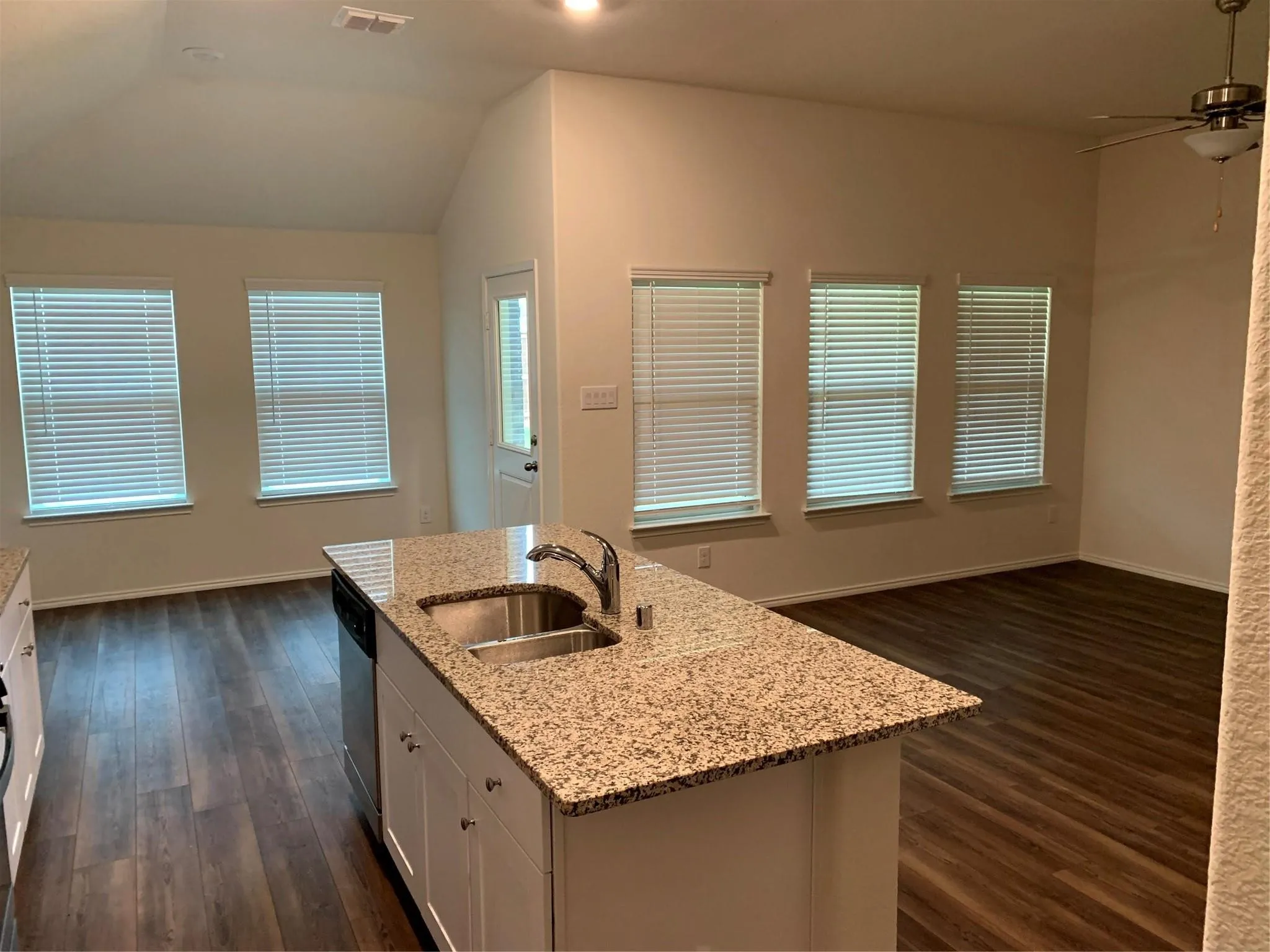 Single Family Residence For Rent in Denton County , 2444 Larimar Drive, Little Elm, Texas 76227, 3 Bedroom, 2 Bathroom, 2 Garage spaces, 1,536 Sqft, built in 2020, Price $2,100, mls#21360472, Real Estate Agent in Little Elm, Homes For Rent in Denton county, Homes For Rent in Little Elm, Realtor in Little Elm Texas, Real Estate Brokerage Independent Realty Texas, Luminita Cordes Realtor