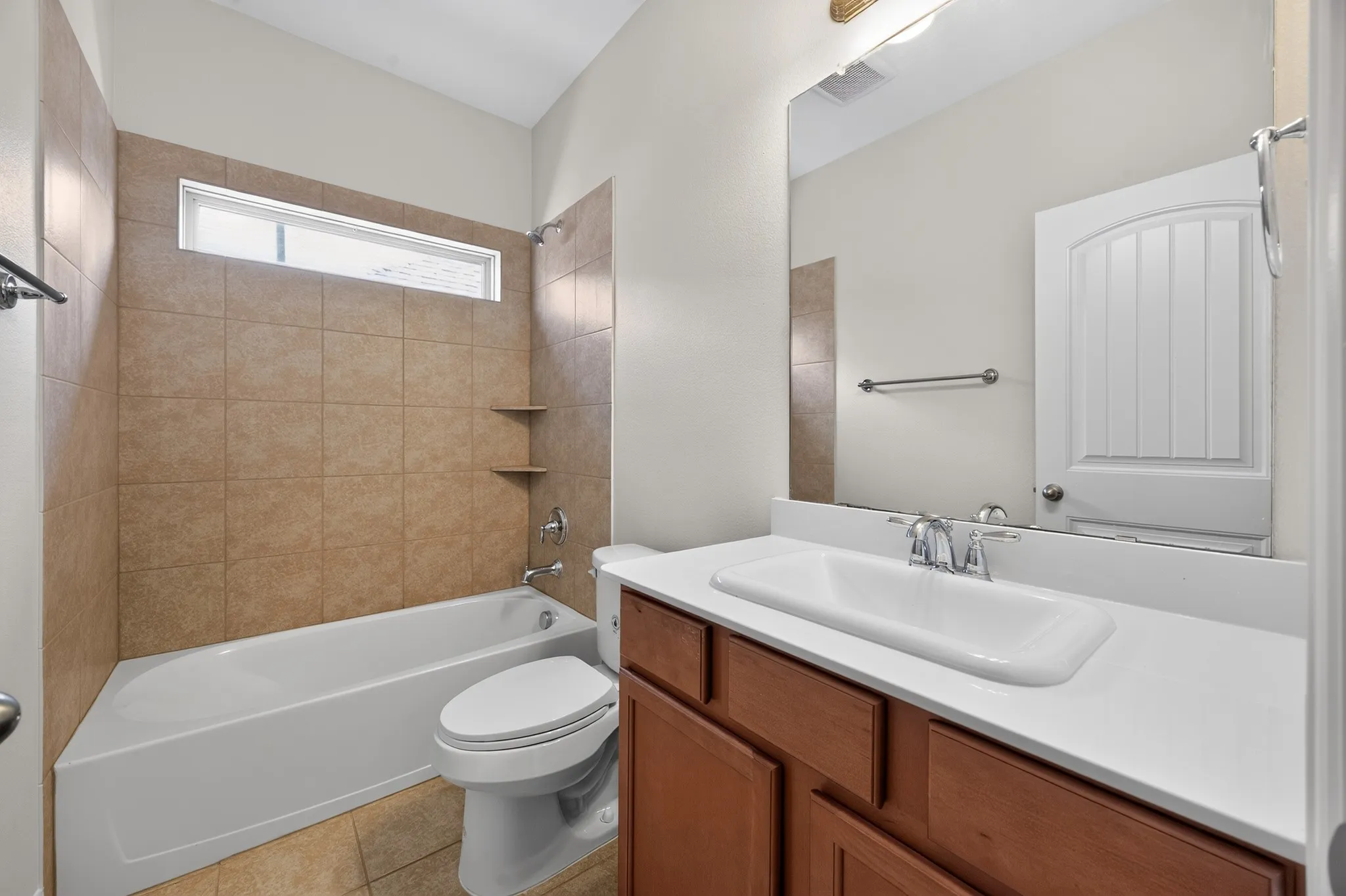 Single Family Residence For Sale in Denton County , 917 Sundrop Drive, Little Elm, Texas 75068, 4 Bedroom, 4 Bathroom, 2 Garage spaces, 3,043 Sqft, built in 2016, mls#21359090, Real Estate Agent in Little Elm, Homes For Sale in Denton county, Homes For Sale in Little Elm, Realtor in Little Elm Texas, Real Estate Brokerage Independent Realty Texas, Luminita Cordes Realtor