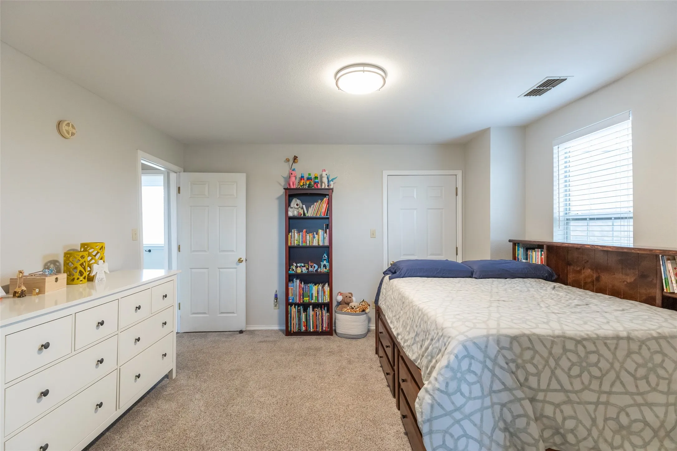 Single Family Residence For Sale in Taylor County , 125 County Road 694, Buffalo Gap, Texas 79508, 3 Bedroom, 3 Bathroom, 2 Garage spaces, 2,170 Sqft, built in 1998, mls#21357324, Real Estate Agent in Buffalo Gap, Homes For Sale in Taylor county, Homes For Sale in Buffalo Gap, Realtor in Buffalo Gap Texas, Real Estate Brokerage Independent Realty Texas, Luminita Cordes Realtor
