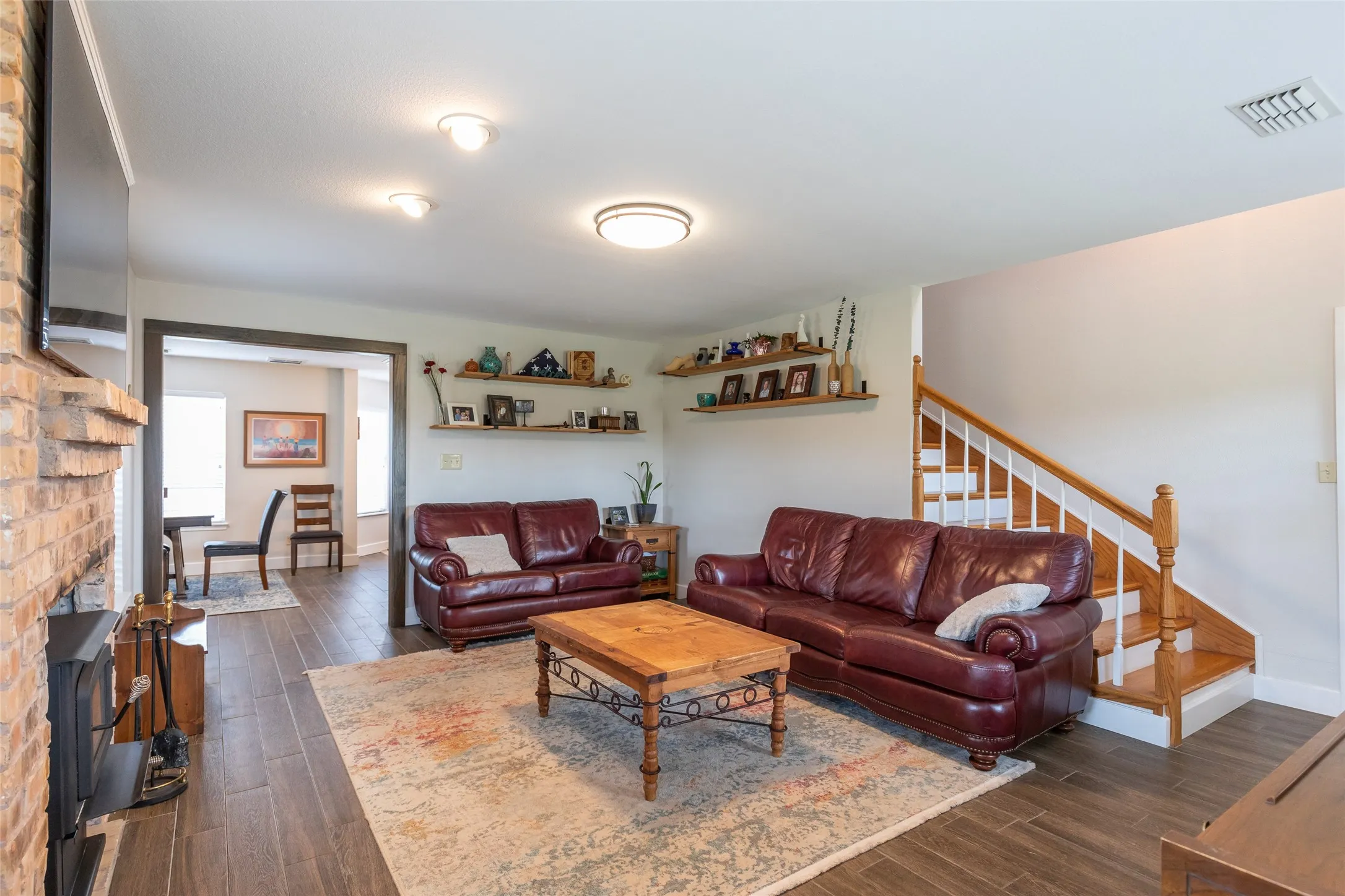 Single Family Residence For Sale in Taylor County , 125 County Road 694, Buffalo Gap, Texas 79508, 3 Bedroom, 3 Bathroom, 2 Garage spaces, 2,170 Sqft, built in 1998, mls#21357324, Real Estate Agent in Buffalo Gap, Homes For Sale in Taylor county, Homes For Sale in Buffalo Gap, Realtor in Buffalo Gap Texas, Real Estate Brokerage Independent Realty Texas, Luminita Cordes Realtor
