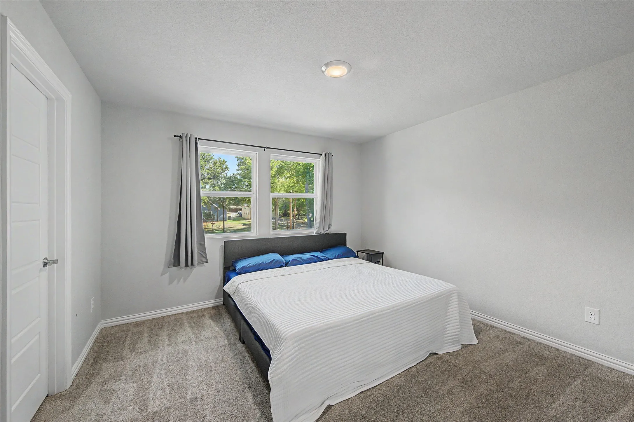 Duplex For Sale in Tarrant County , 6112 Mccullar Street, Haltom City, Texas 76117, 6 Bedroom, 6 Bathroom, Garage spaces, 0 Sqft, built in 2024, mls#21357387, Real Estate Agent in Haltom City, Homes For Sale in Tarrant county, Homes For Sale in Haltom City, Realtor in Haltom City Texas, Real Estate Brokerage Independent Realty Texas, Luminita Cordes Realtor