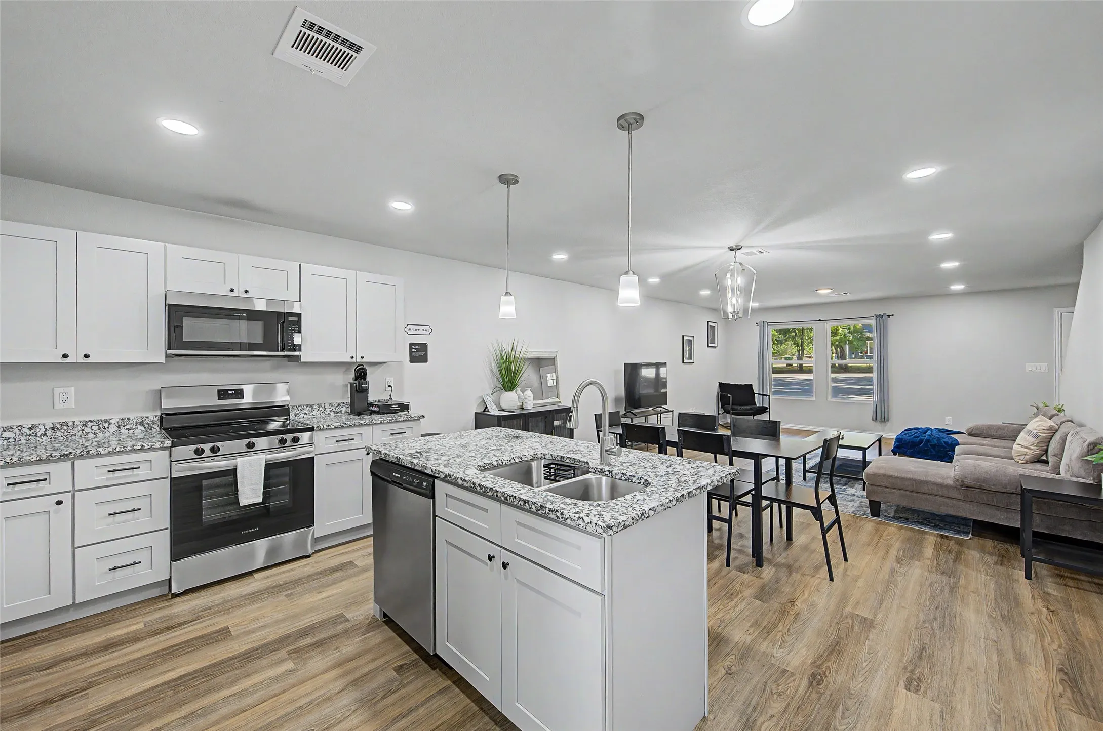 Duplex For Sale in Tarrant County , 6112 Mccullar Street, Haltom City, Texas 76117, 6 Bedroom, 6 Bathroom, Garage spaces, 0 Sqft, built in 2024, mls#21357387, Real Estate Agent in Haltom City, Homes For Sale in Tarrant county, Homes For Sale in Haltom City, Realtor in Haltom City Texas, Real Estate Brokerage Independent Realty Texas, Luminita Cordes Realtor