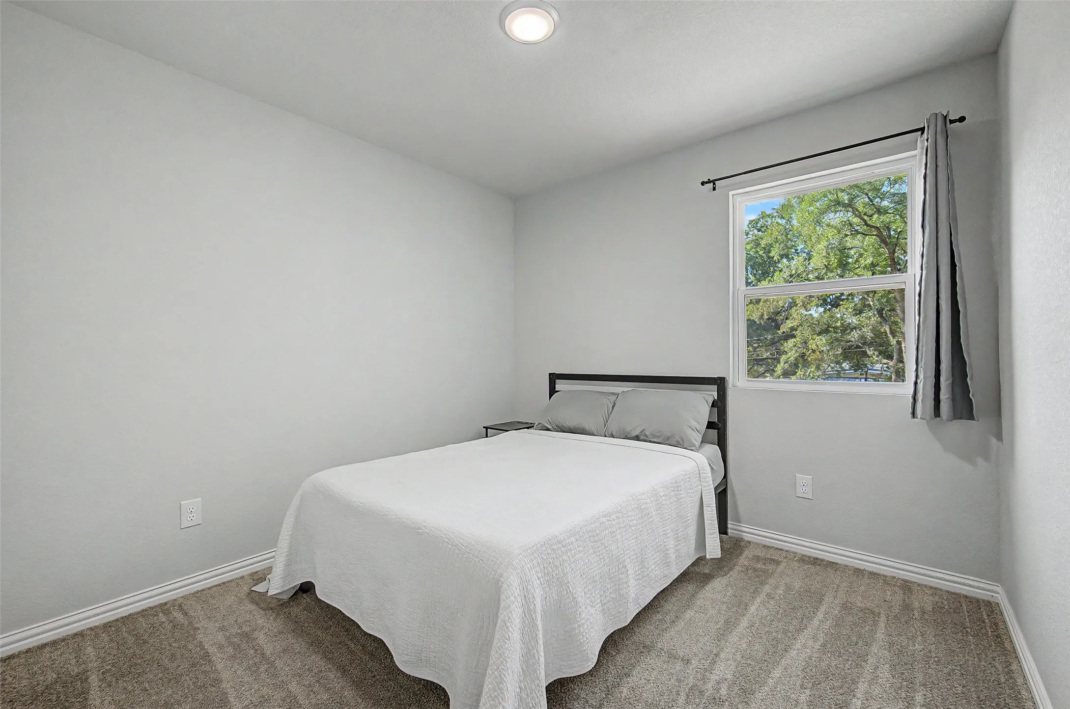 Duplex For Sale in Tarrant County , 6112 Mccullar Street, Haltom City, Texas 76117, 6 Bedroom, 6 Bathroom, Garage spaces, 0 Sqft, built in 2024, mls#21357387, Real Estate Agent in Haltom City, Homes For Sale in Tarrant county, Homes For Sale in Haltom City, Realtor in Haltom City Texas, Real Estate Brokerage Independent Realty Texas, Luminita Cordes Realtor