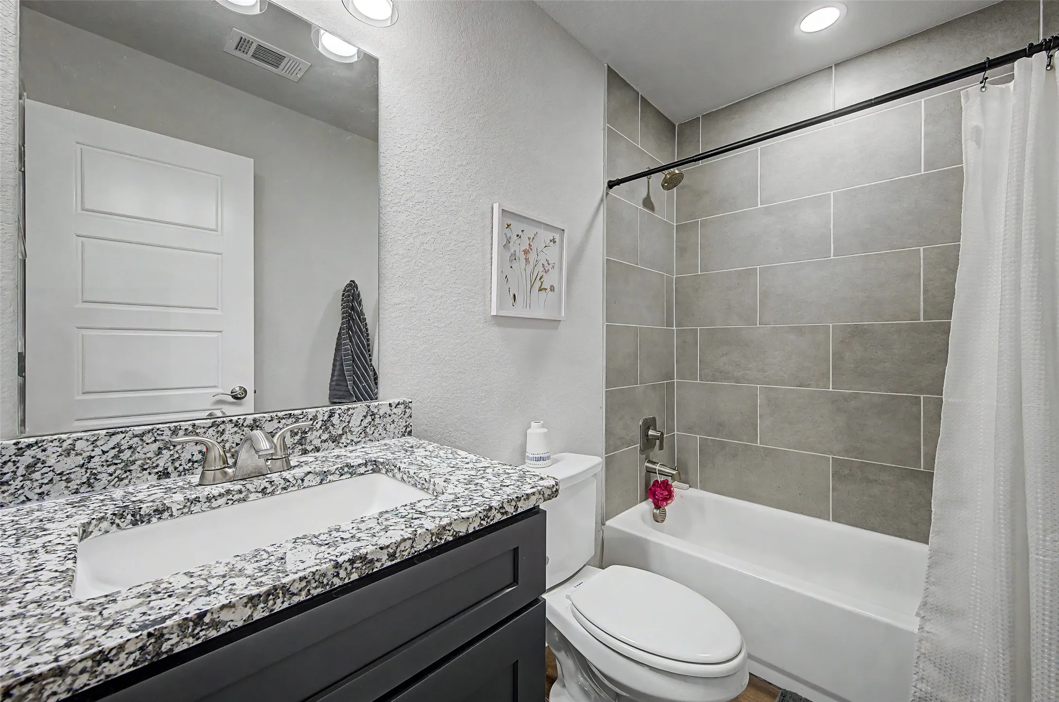 Duplex For Sale in Tarrant County , 6112 Mccullar Street, Haltom City, Texas 76117, 6 Bedroom, 6 Bathroom, Garage spaces, 0 Sqft, built in 2024, mls#21357387, Real Estate Agent in Haltom City, Homes For Sale in Tarrant county, Homes For Sale in Haltom City, Realtor in Haltom City Texas, Real Estate Brokerage Independent Realty Texas, Luminita Cordes Realtor