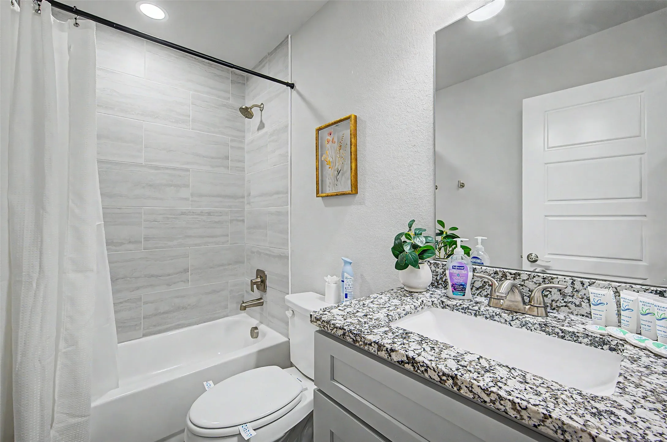 Duplex For Sale in Tarrant County , 6112 Mccullar Street, Haltom City, Texas 76117, 6 Bedroom, 6 Bathroom, Garage spaces, 0 Sqft, built in 2024, mls#21357387, Real Estate Agent in Haltom City, Homes For Sale in Tarrant county, Homes For Sale in Haltom City, Realtor in Haltom City Texas, Real Estate Brokerage Independent Realty Texas, Luminita Cordes Realtor